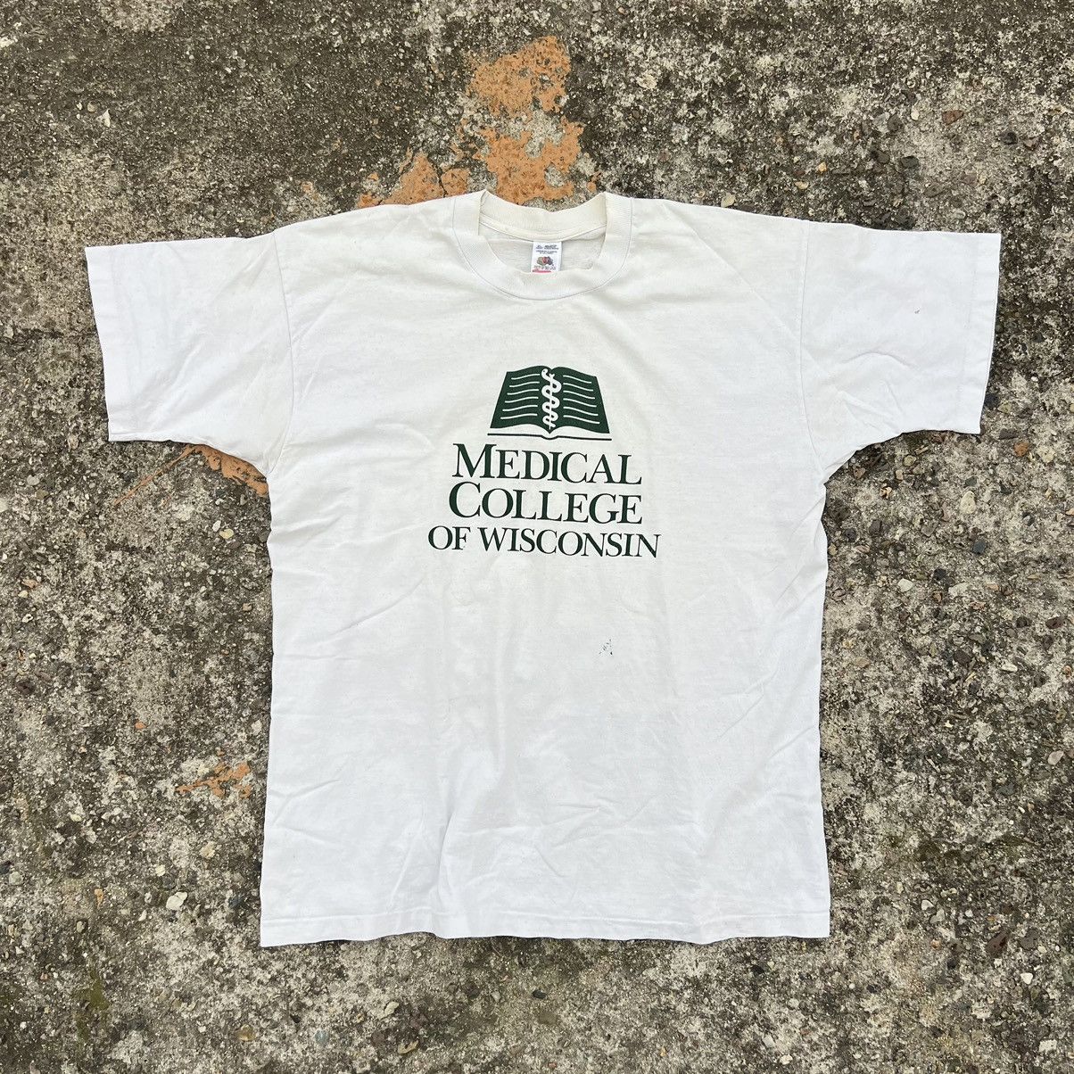 Japanese Brand Vintage 90s Medical College Print Graphic Tee Size US XL / EU 56 / 4 - 1 Thumbnail