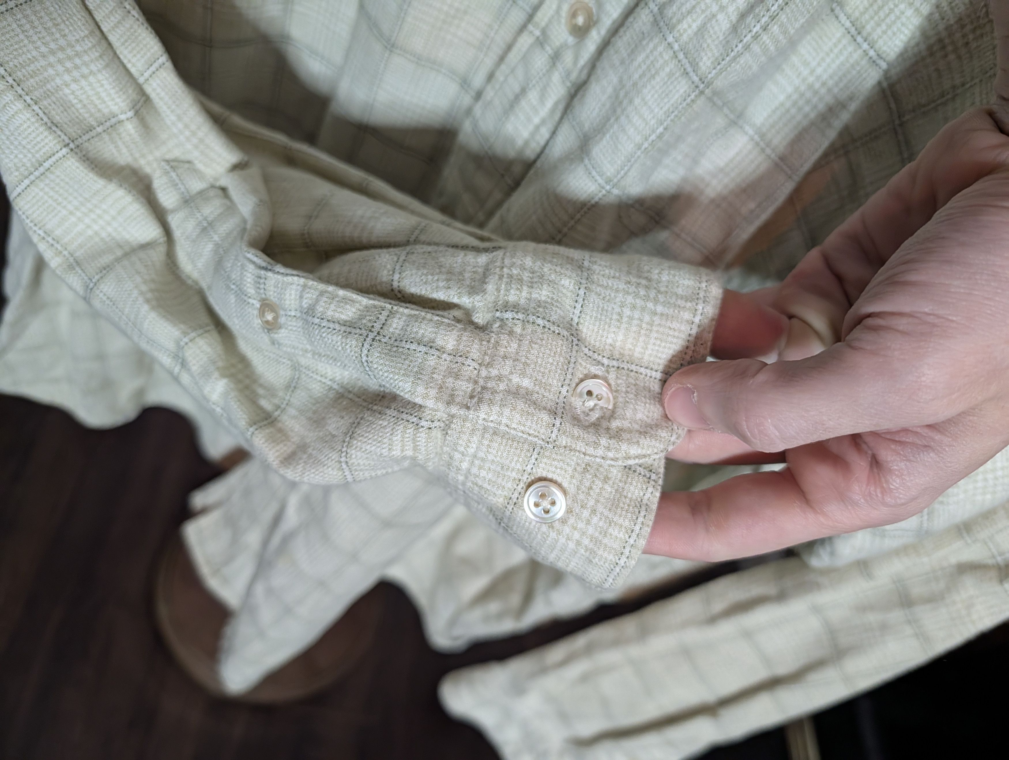 Orvis Vtg heavy flannel cotton check Portugal button-down shirt Size US XL / EU 56 / 4 - 7 Thumbnail