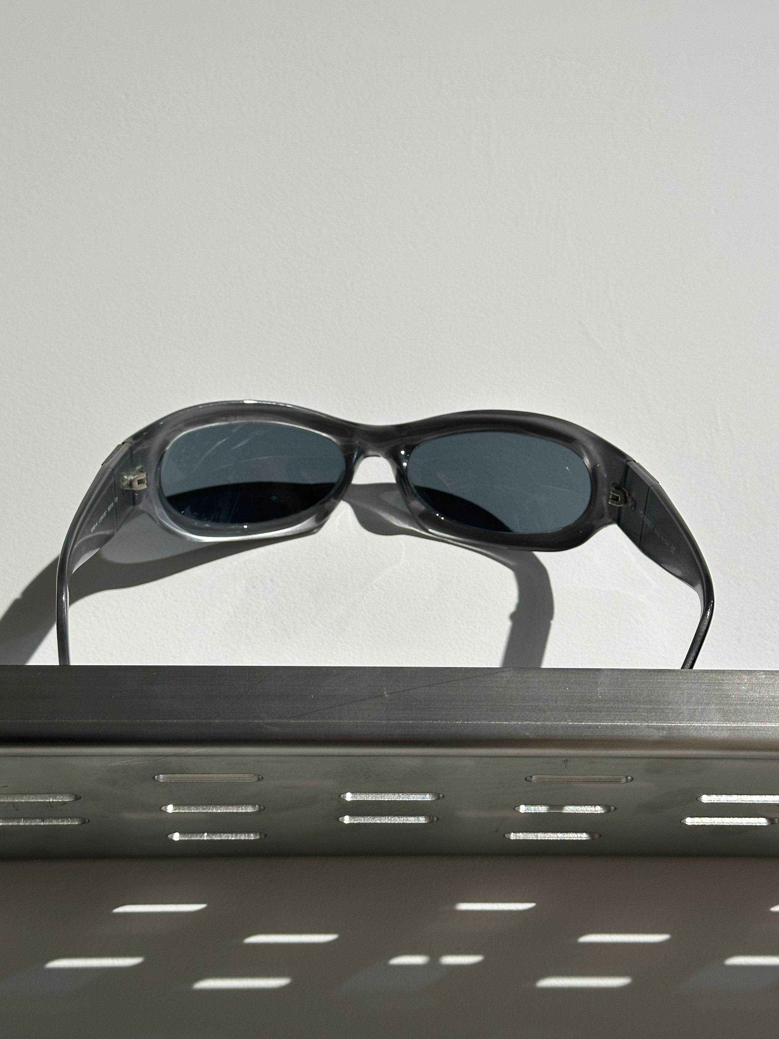 Chanel × Vintage CHANEL Sunglasses 5076 Wrap Shield Rhinestone 4017 Vintage Size ONE SIZE - 3 Thumbnail