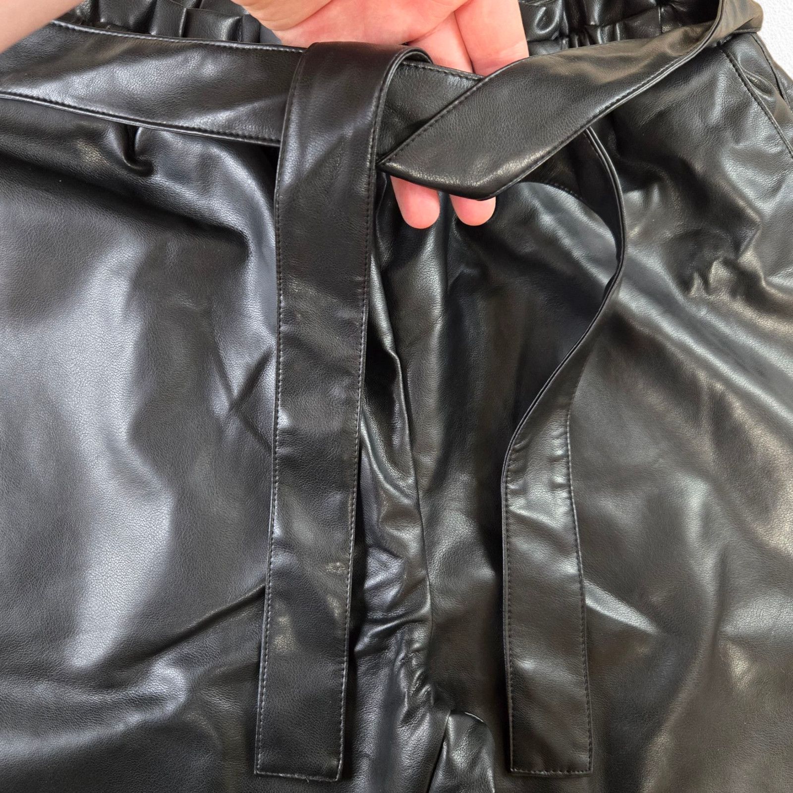 Other Black Faux Leather High Rise Straight Pants Size Medium Size 30" / US 8 / IT 44 - 7 Thumbnail