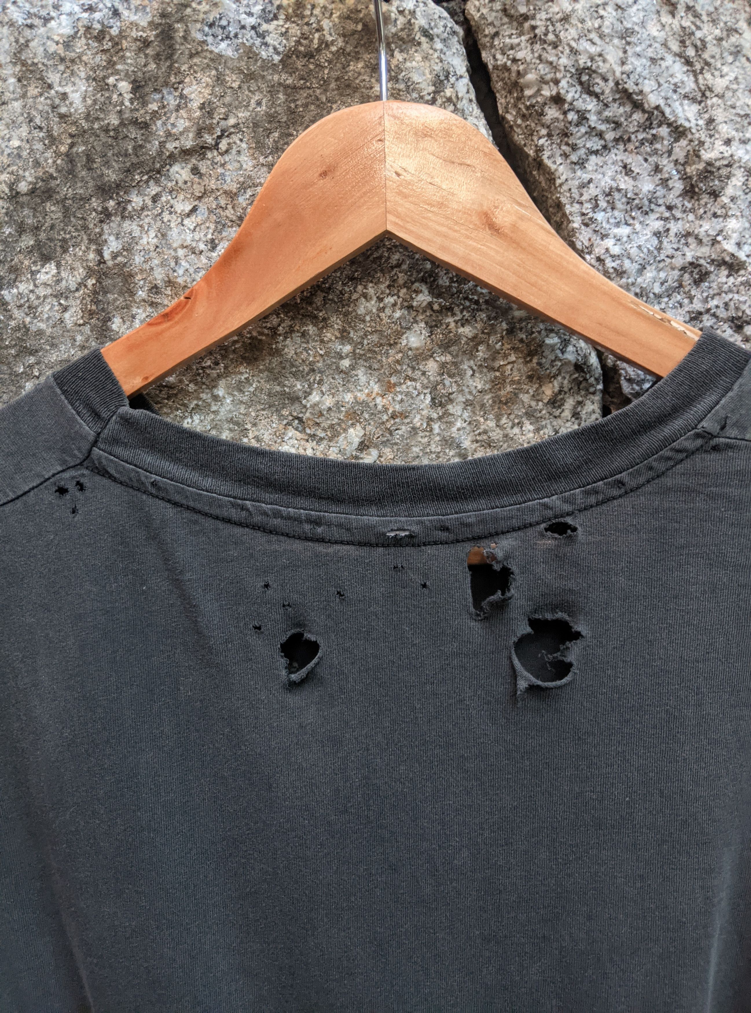 Vintage Vintage 80s thrashed sun fade distressed blank erd grunge Size US L / EU 52-54 / 3 - 11 Thumbnail