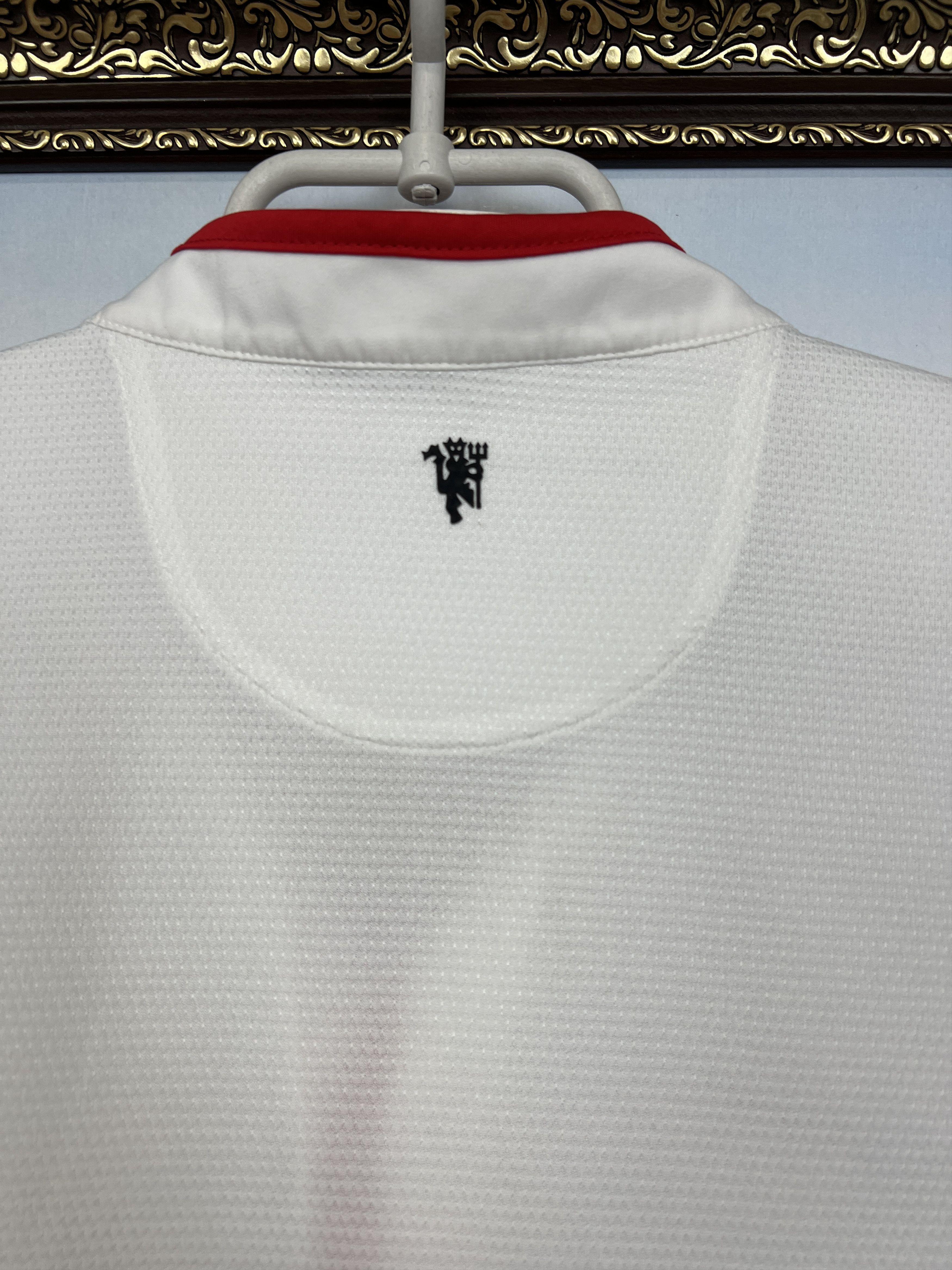Nike Manchester United Away football shirt 2012 Soccer Nike AON Size US S / EU 44-46 / 1 - 15 Thumbnail
