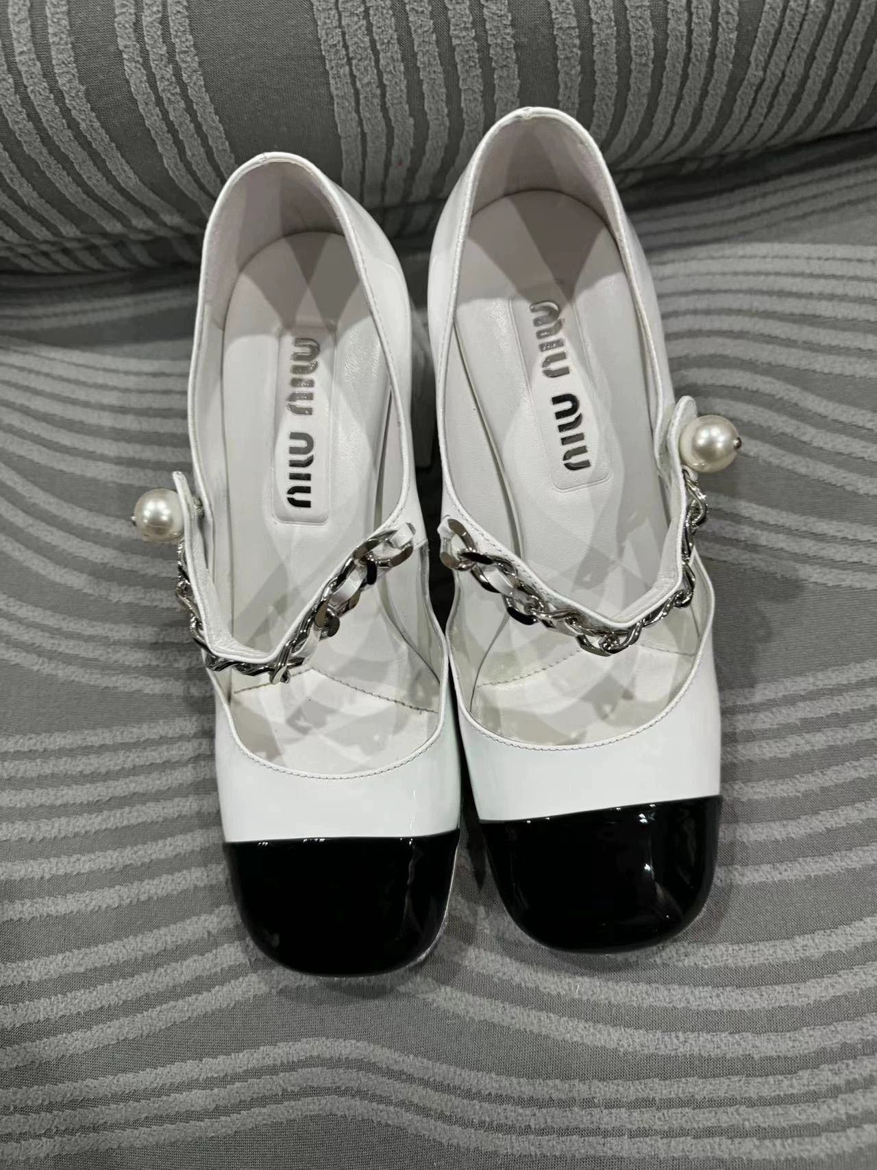 Miu Miu MIU MIU Mary Jane Heels 36.5 99% New Resoled Size US 6 / IT 36 - 1 Thumbnail
