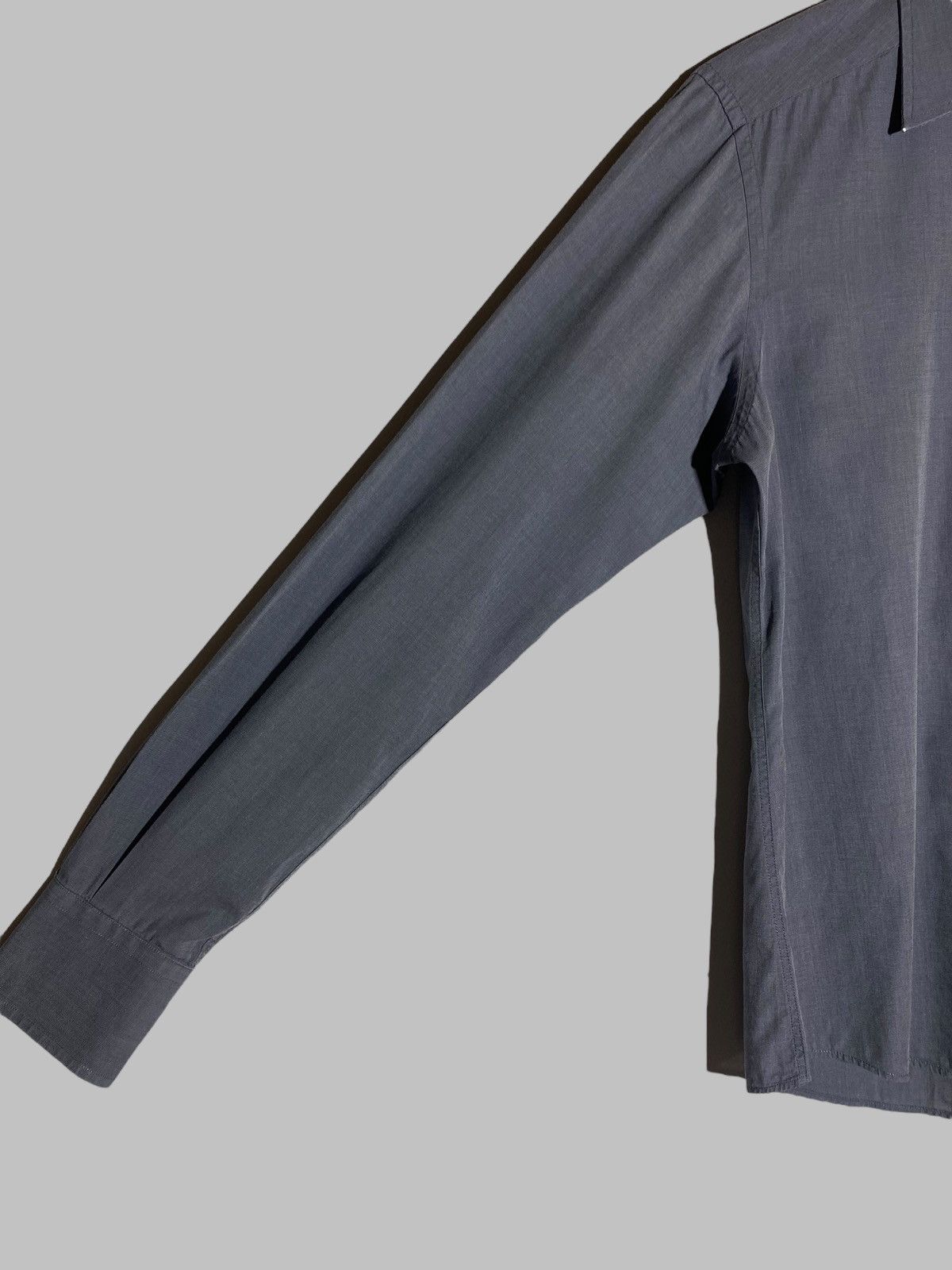Gucci Vintage Gucci Gray Button Up Dress Shirt Rare Size US M / EU 48-50 / 2 - 11 Thumbnail