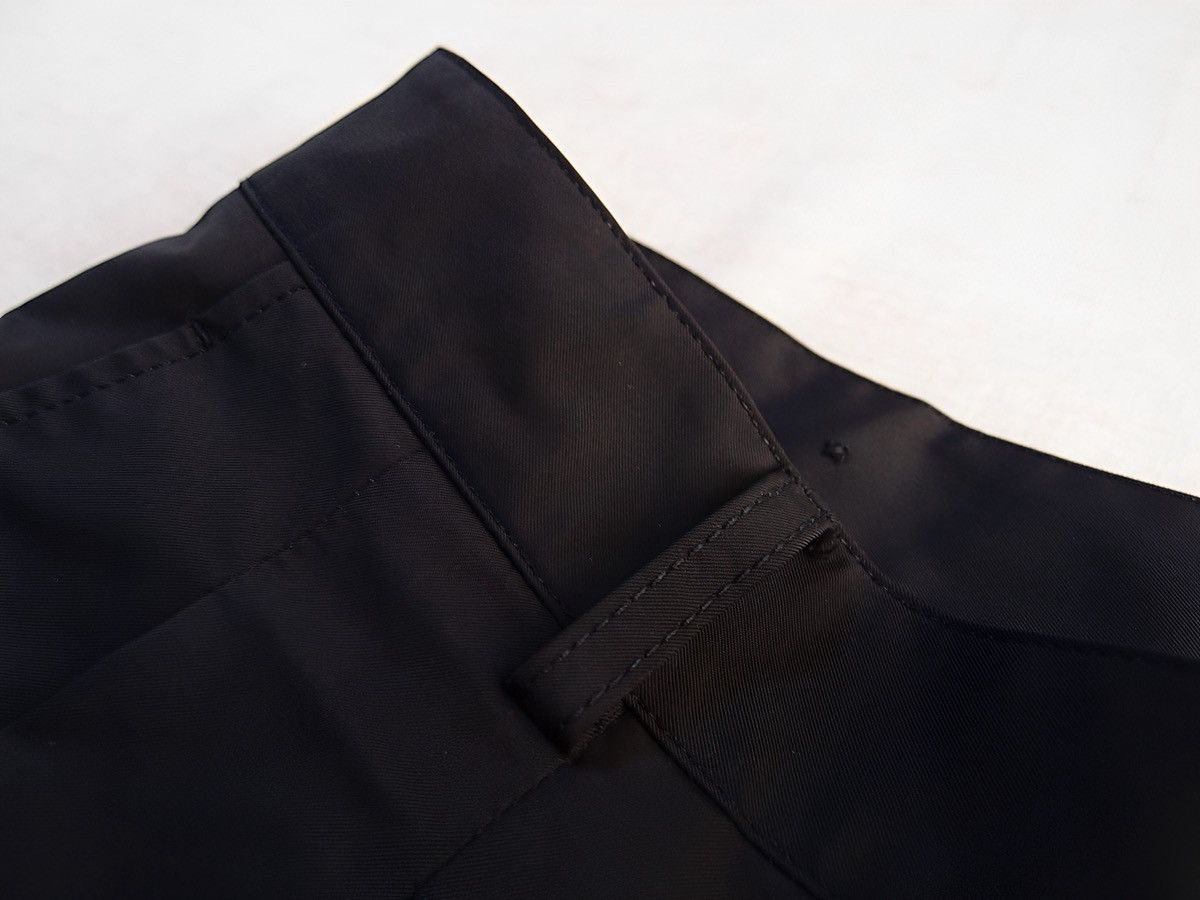 Valentino VALENTINO Tailored Nylon Slacks Black / Size 48 Size US 32 / EU 48 - 8 Thumbnail