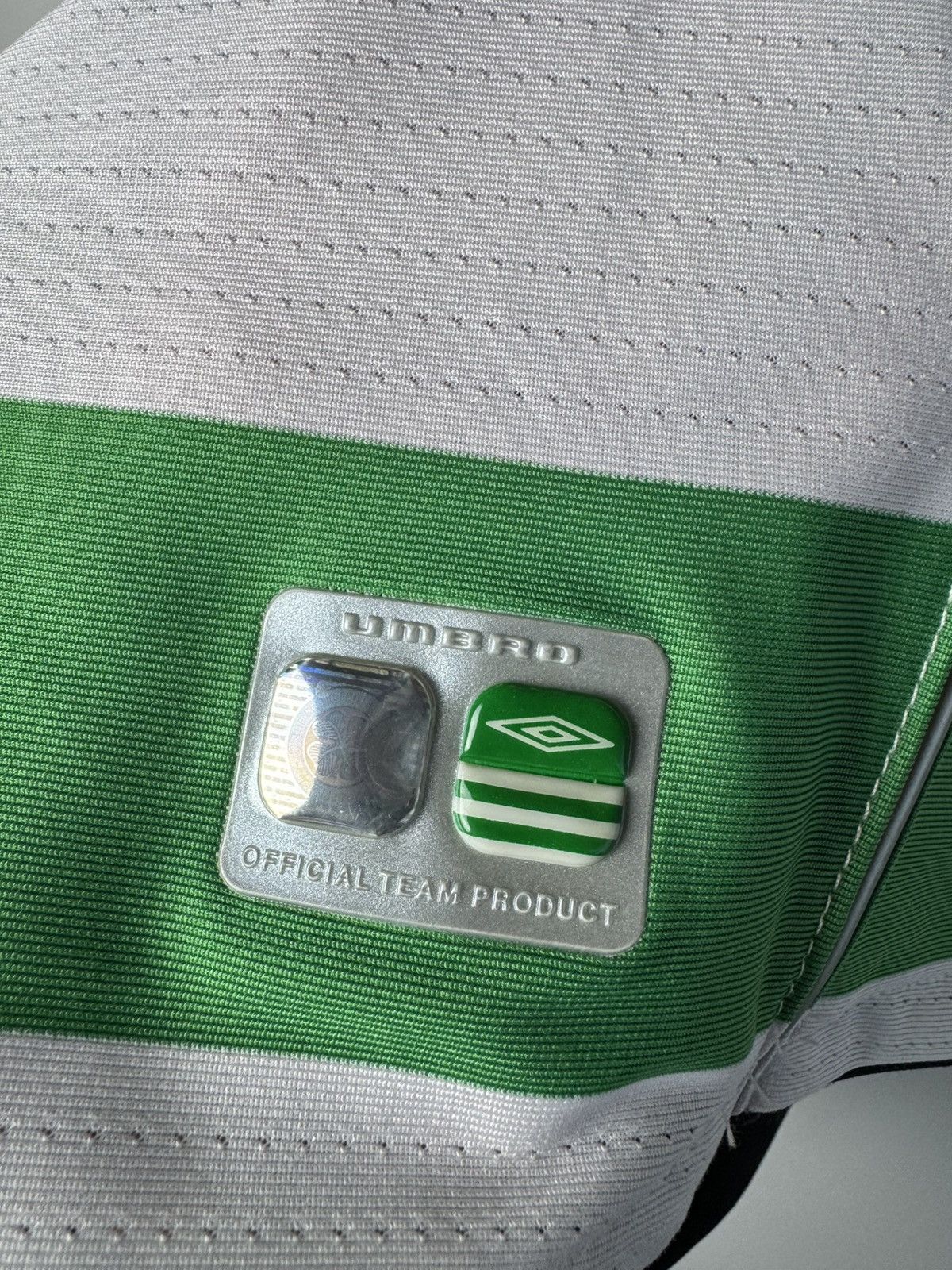 Umbro Celtic 2004 2006 Home Football Shirt Soccer Jersey Umbro Size US L / EU 52-54 / 3 - 10 Thumbnail