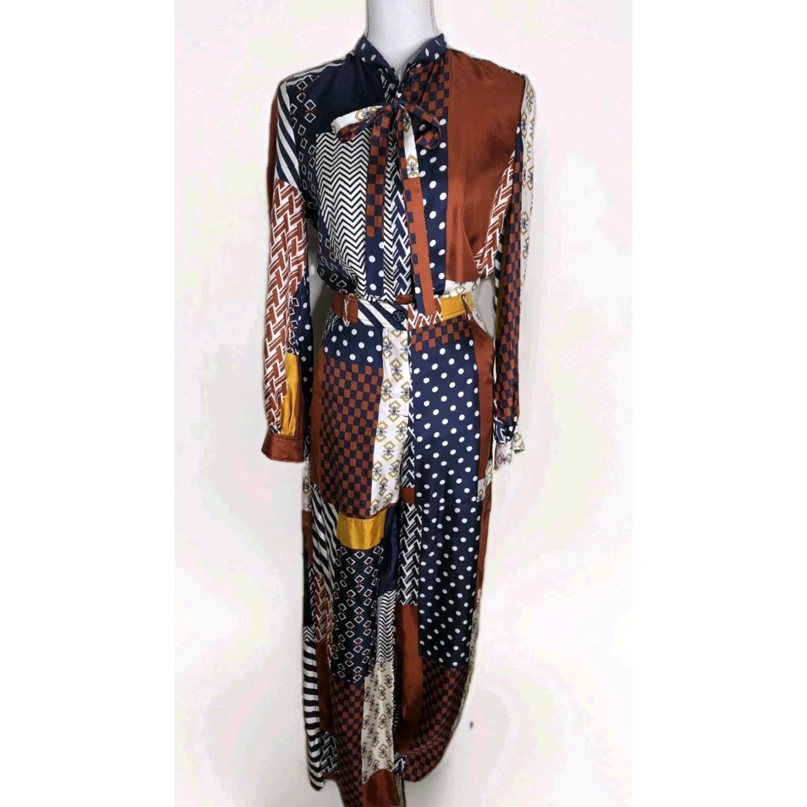 Tory Burch Tory Burch Vivian Patchwork Silk 2 Piece Set Shirt Pants Sz 4 Multicolor 70s Geometric Silk Long Sleeve Wide Leg Womens Set Size S / US 4 / IT 40 - 2 Thumbnail