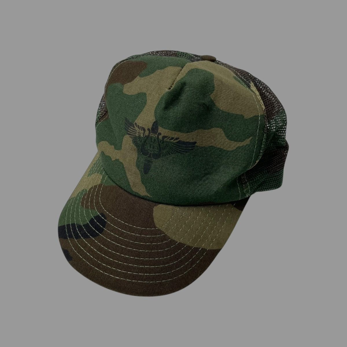Vintage Vintage 1980s camo Air Force emblem trucker hat Size ONE SIZE - 2 Thumbnail