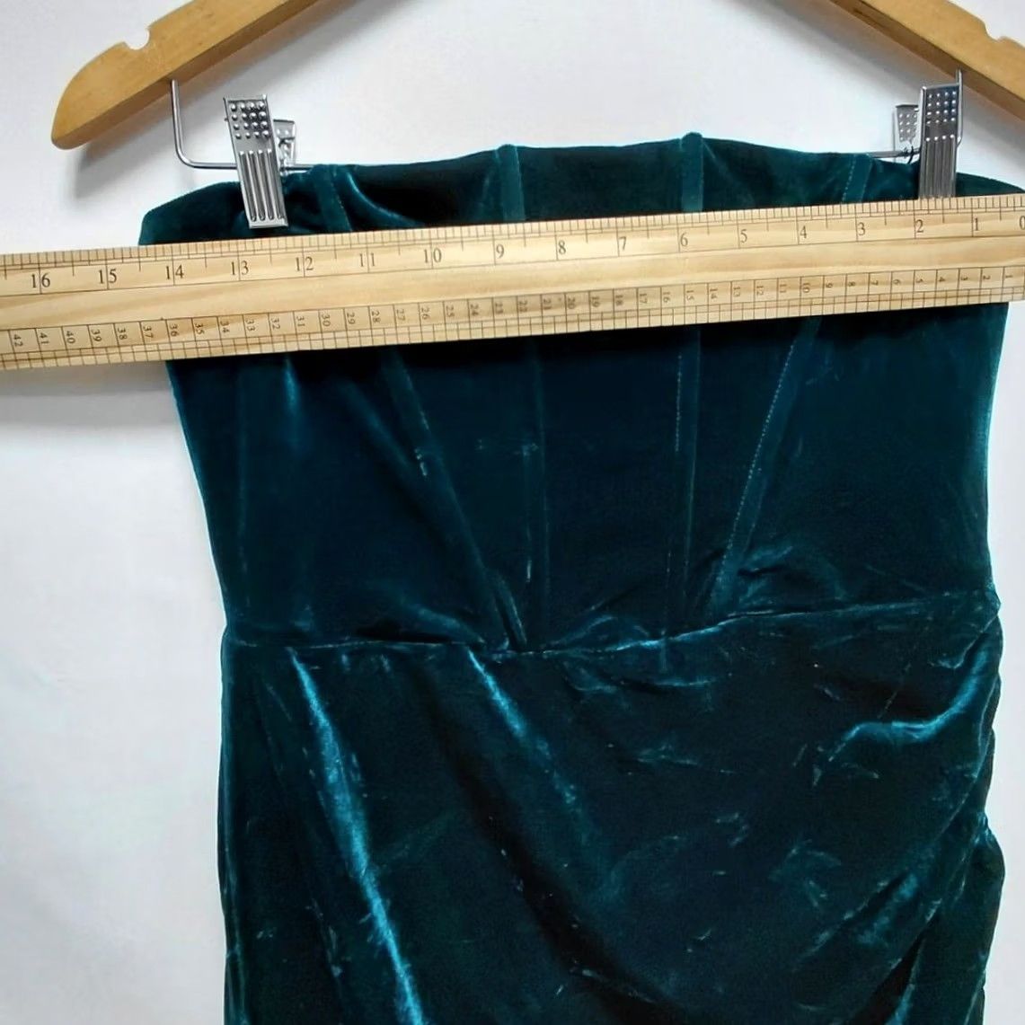 Lulus Lulus Teal Velvet Strapless Dress Sleeveless Knee Length M Solid Dress Formal Party Cocktail Womens Size M / US 6-8 / IT 42-44 - 6 Thumbnail