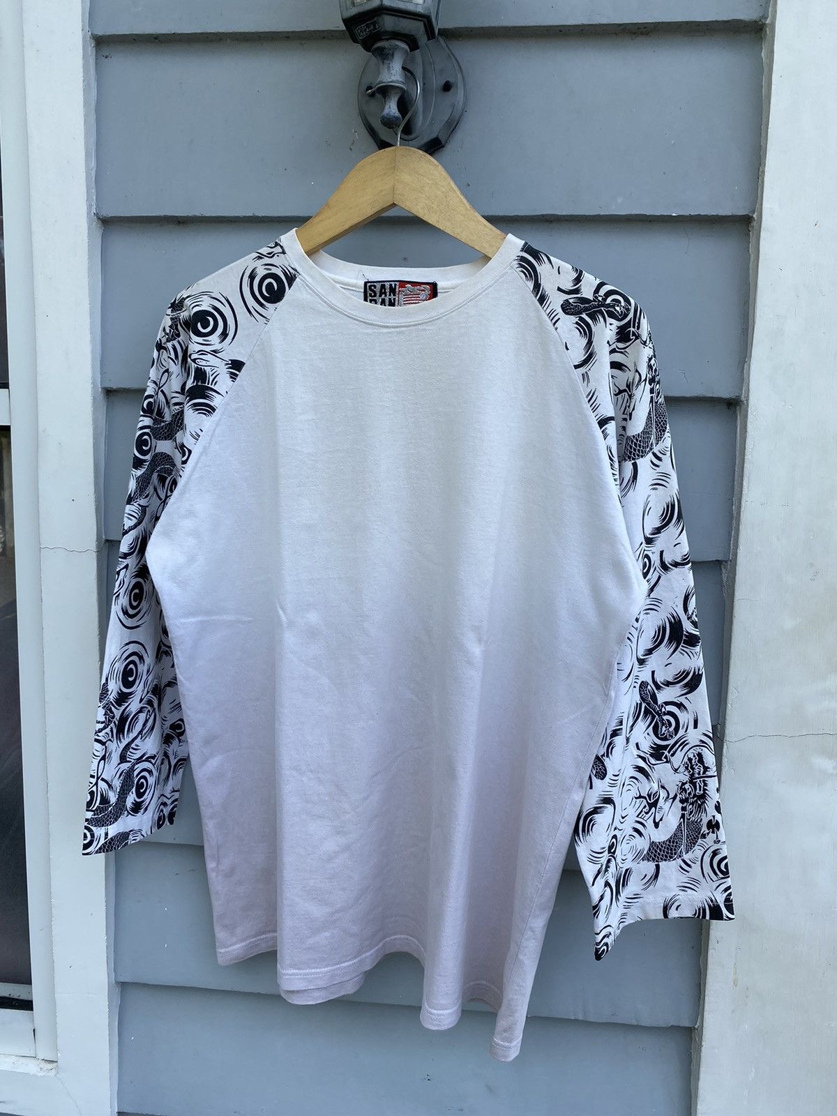 If Six Was Nine SanDan Nami no Yusha Raglan Tees Size US XL / EU 56 / 4 - 1 Thumbnail