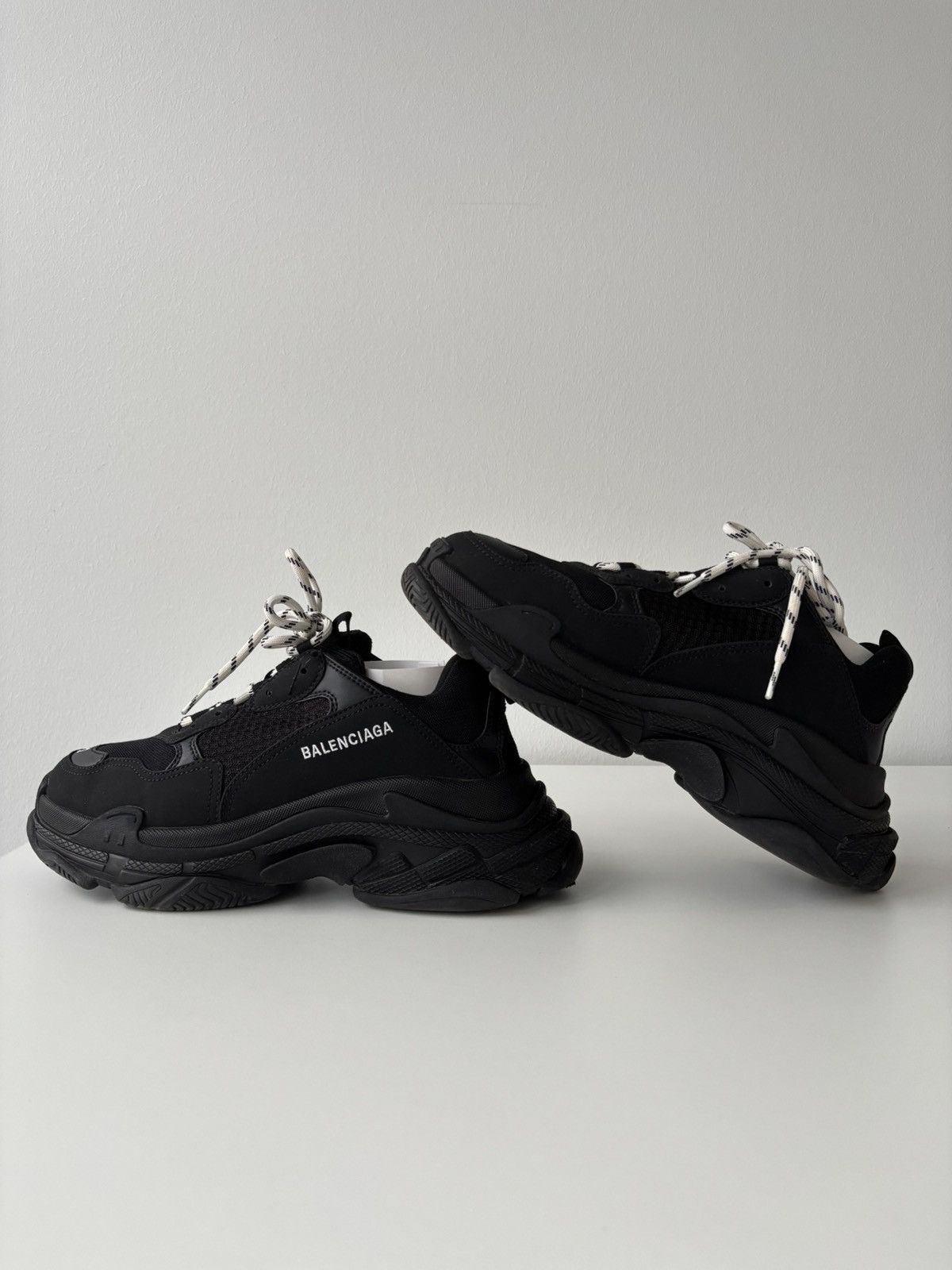 Balenciaga Balenciaga Triple S Black – Size 42 – Near Mint Condition Size US 9 / EU 42 - 7 Thumbnail