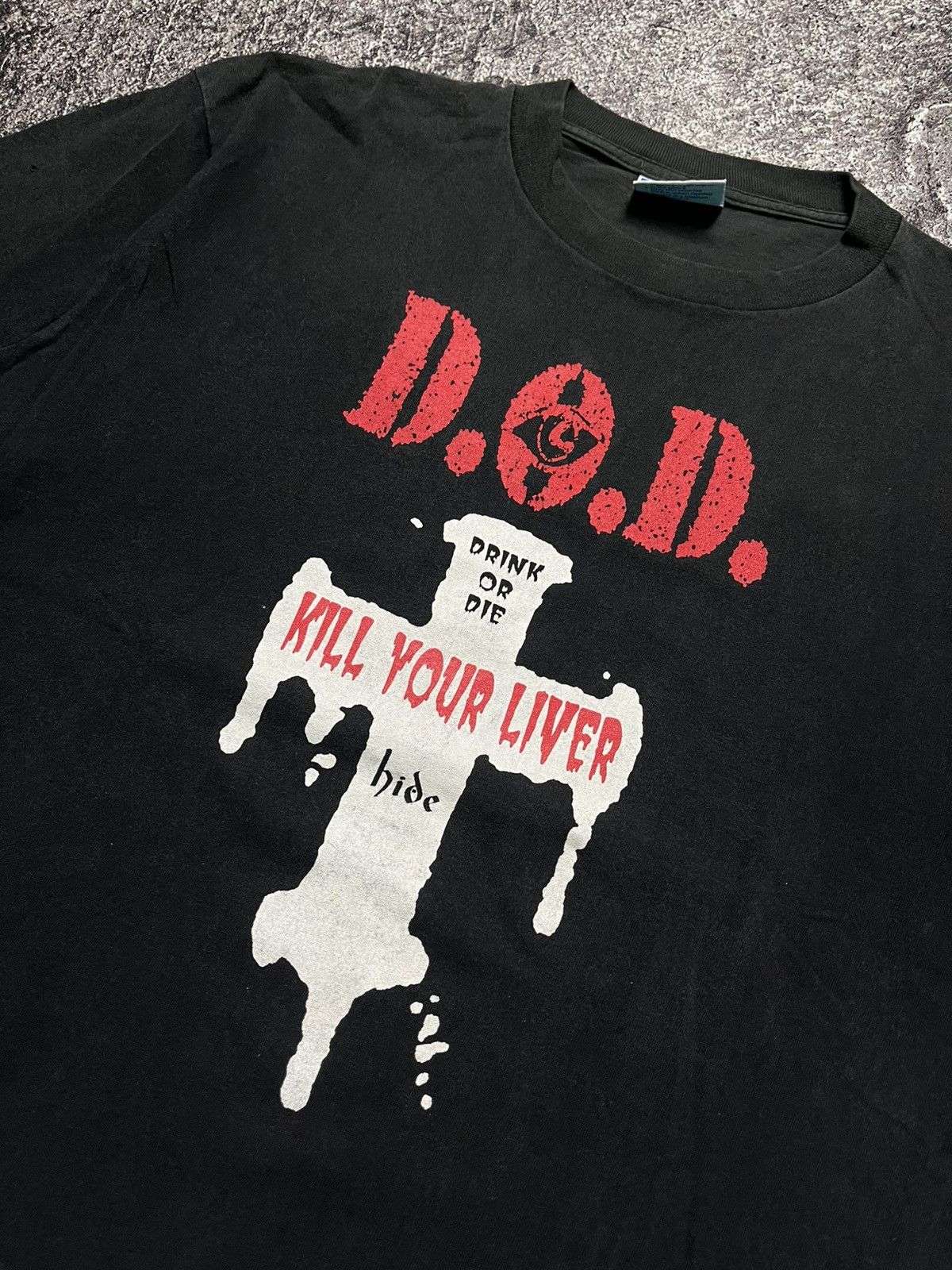 Band Tees Vintage Hide Drink Or Die Kill Your Liver Black T-Shirts Size US L / EU 52-54 / 3 - 2 Thumbnail