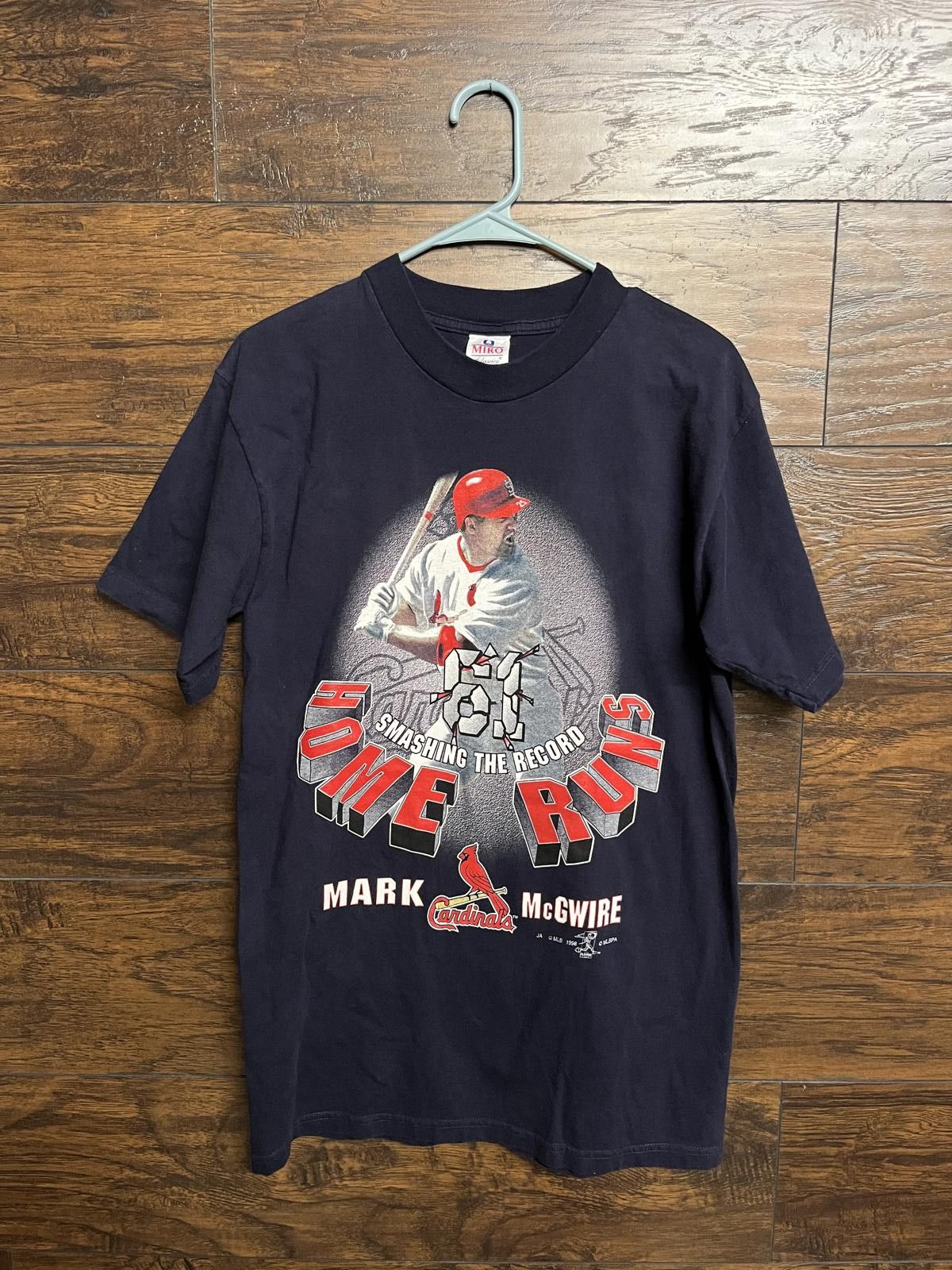 Designer Mark McGwire T-shirt 61 Home Runs Record 1998 Tee - M Size US M / EU 48-50 / 2 - 1 Thumbnail