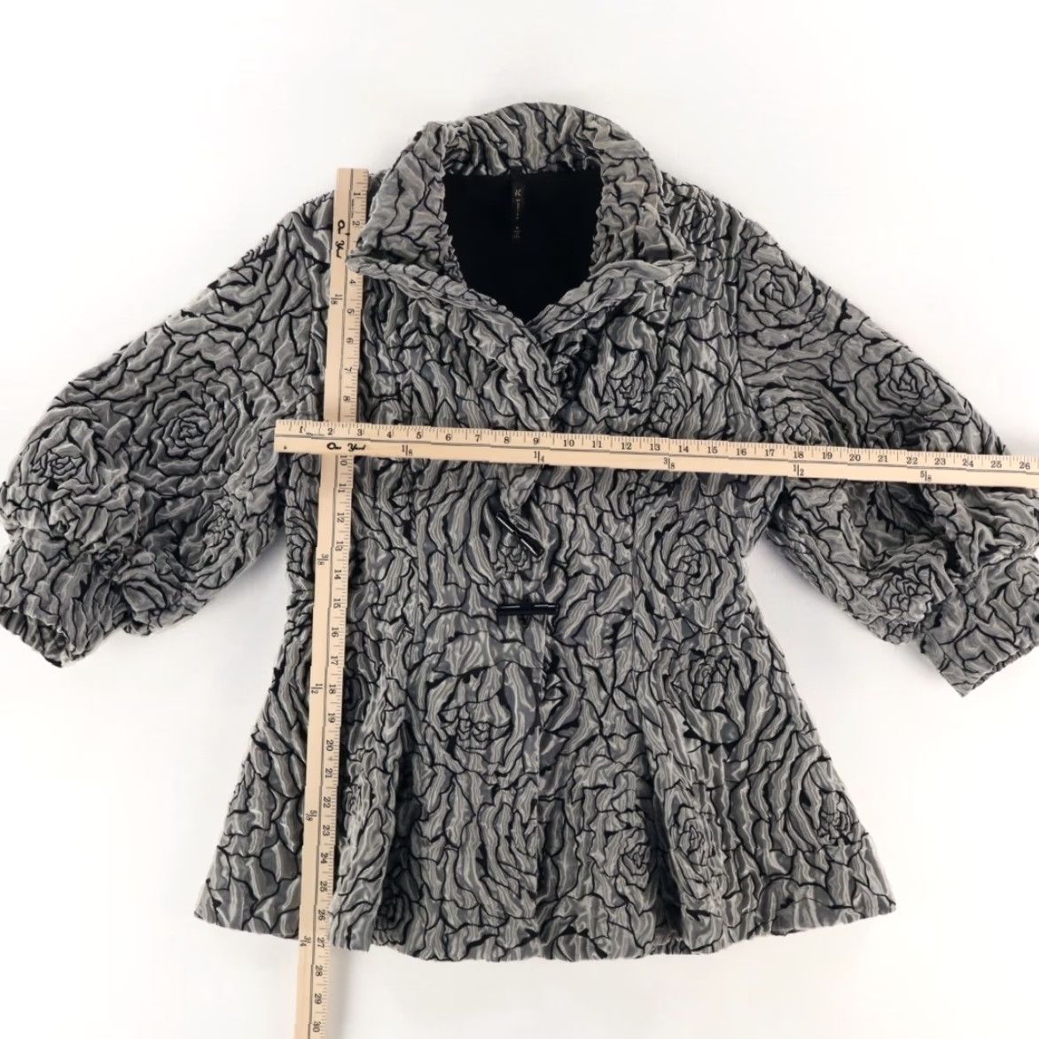 Vintage IC by Connie K Ruffle Toggle Coat Jacket Silver Women's M Shirt Size M / US 6-8 / IT 42-44 - 3 Thumbnail