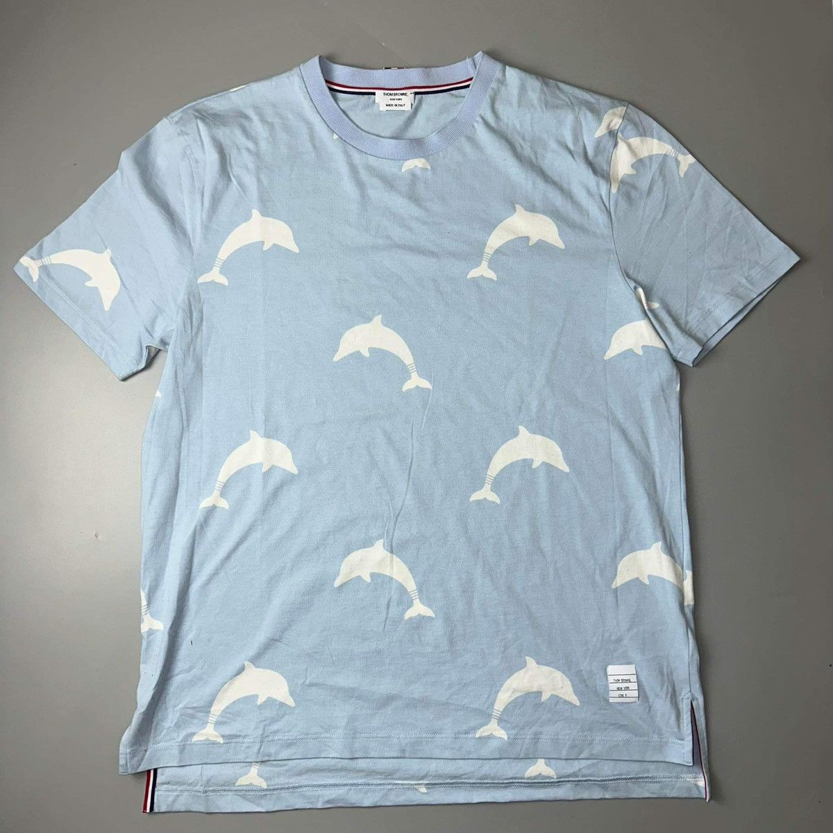 image of Thom Browne Thombrowne T Shirt Dolphin Print in Blue, Men's (Size 2XL)