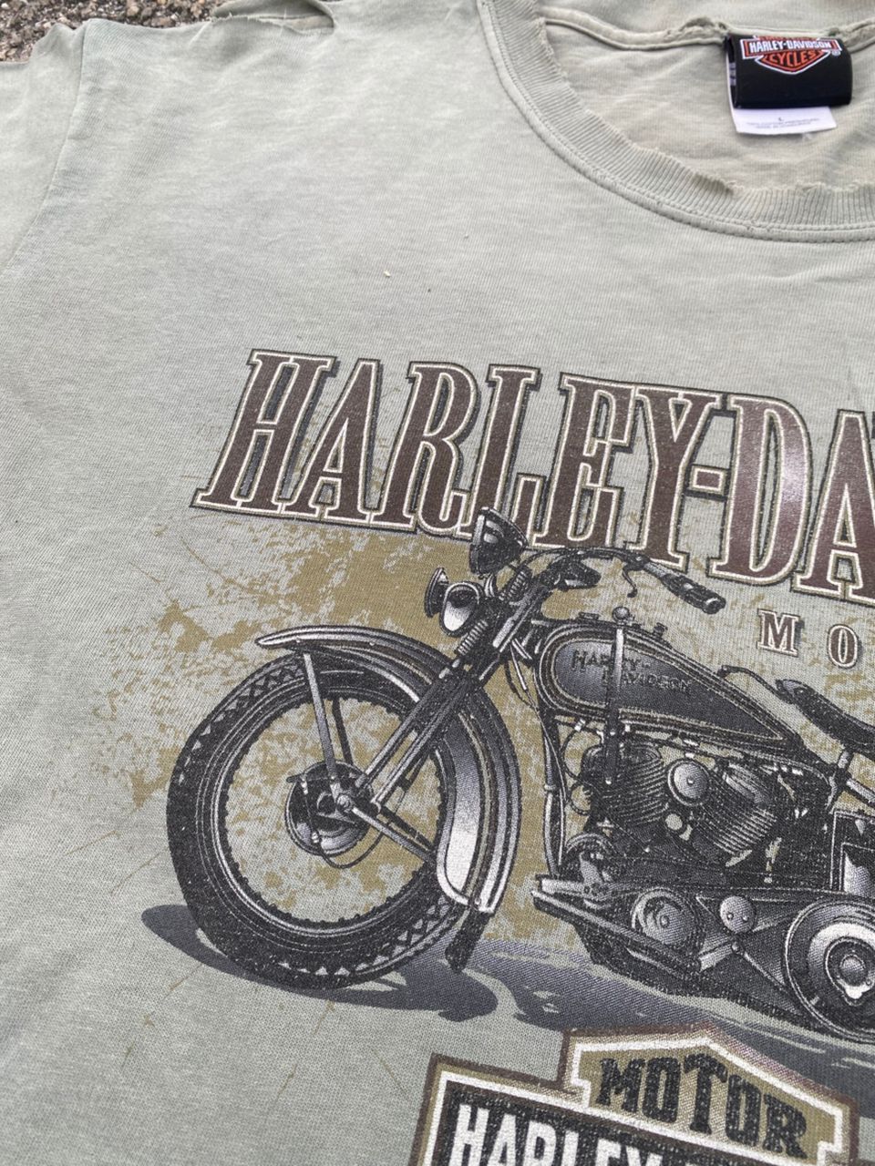 Harley Davidson Vintage Harley Davidson Motorcycles Distressed Tshirt Size US L / EU 52-54 / 3 - 4 Thumbnail