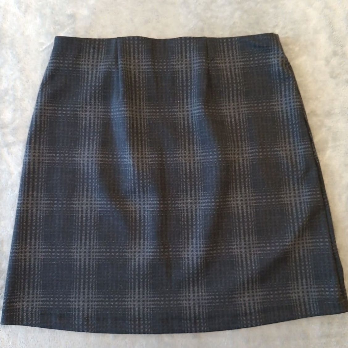 Vintage Maurices Skirt Short S Black Gray Plaid Pull On Stretch Zipper Accent Womens Midi? No, Short Size 28" / US 6 / IT 42 - 2 Thumbnail