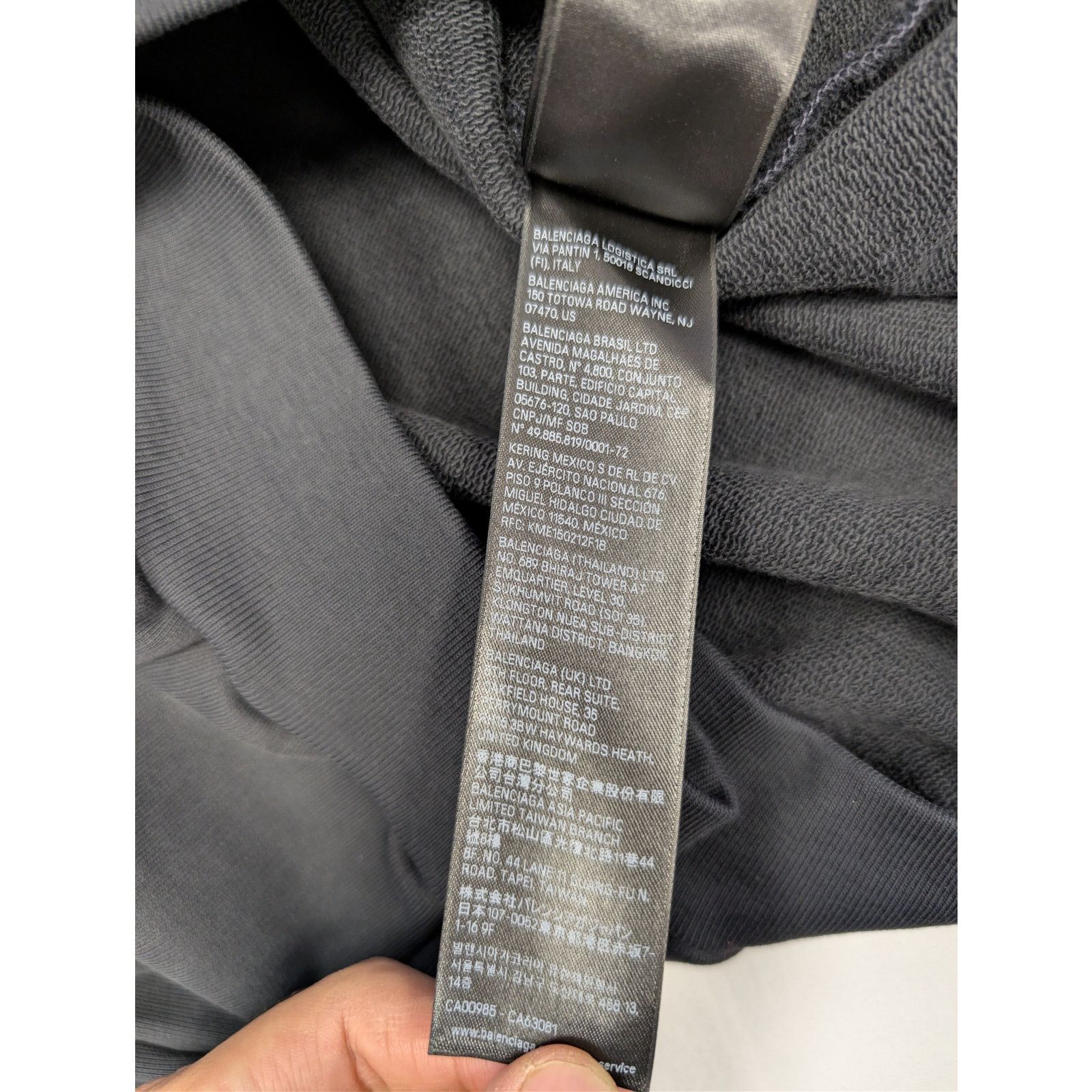 Balenciaga × Under Armour o1rshd1 Under Armour Oversized Crewneck Sweatshirt in Black Size US XL / EU 56 / 4 - 19 Thumbnail