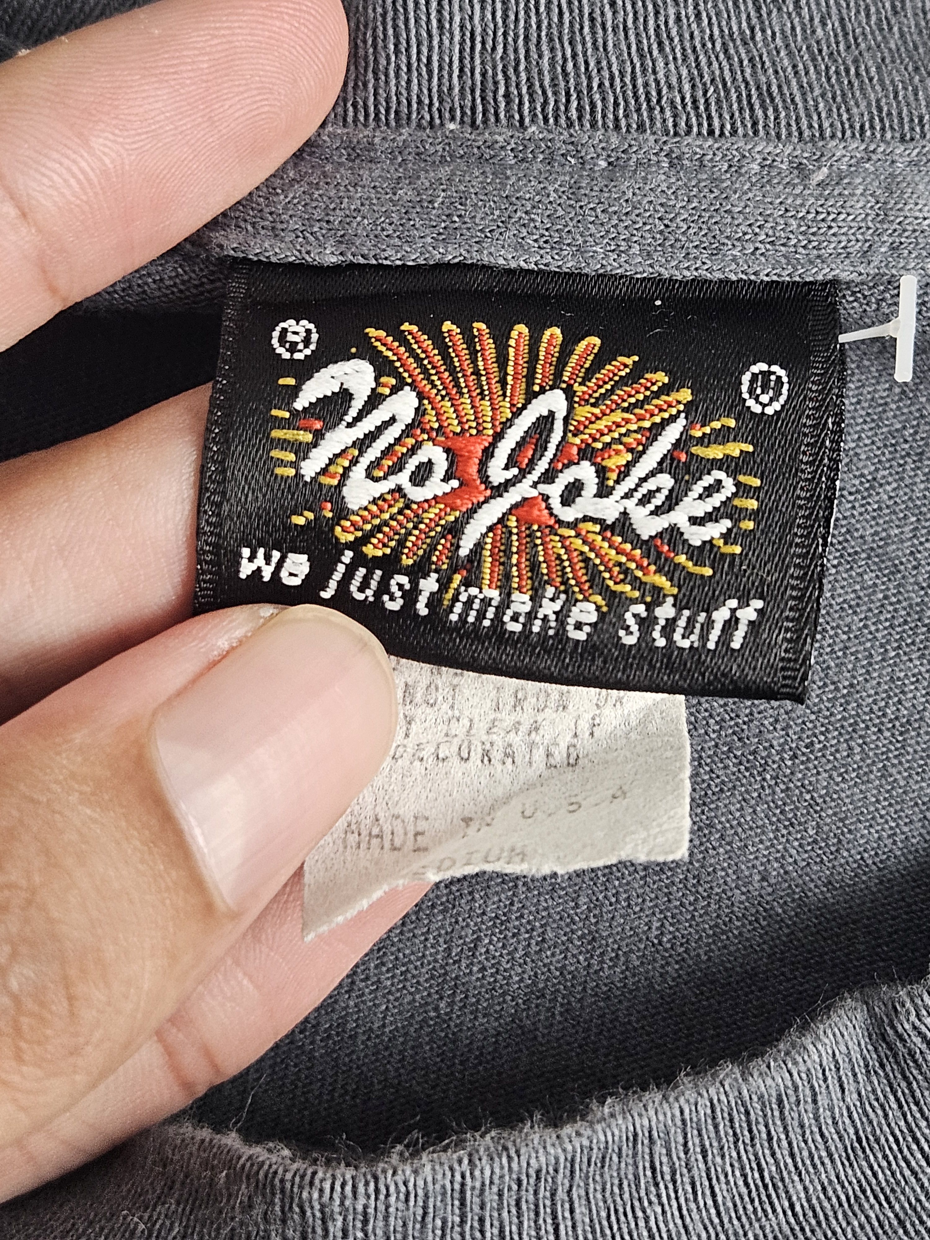 Vintage Vintage 90s NO JOKE tshirt Skate streetwear Size US M / EU 48-50 / 2 - 4 Thumbnail