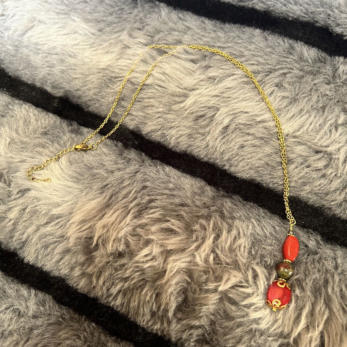 Handmade Handcrafted vintage bead red coral dragon blood necklace Size ONE SIZE - 9 Thumbnail