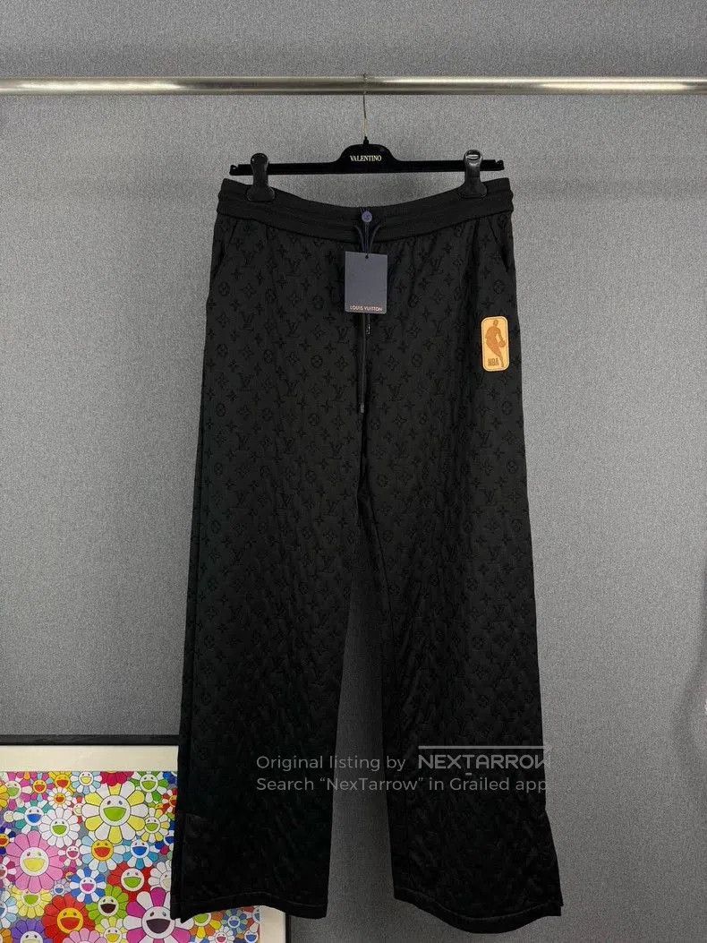 Louis Vuitton LOUIS VUITTON LV×NBA Logo Pants. Size US 44 / EU 60 - 1 Thumbnail