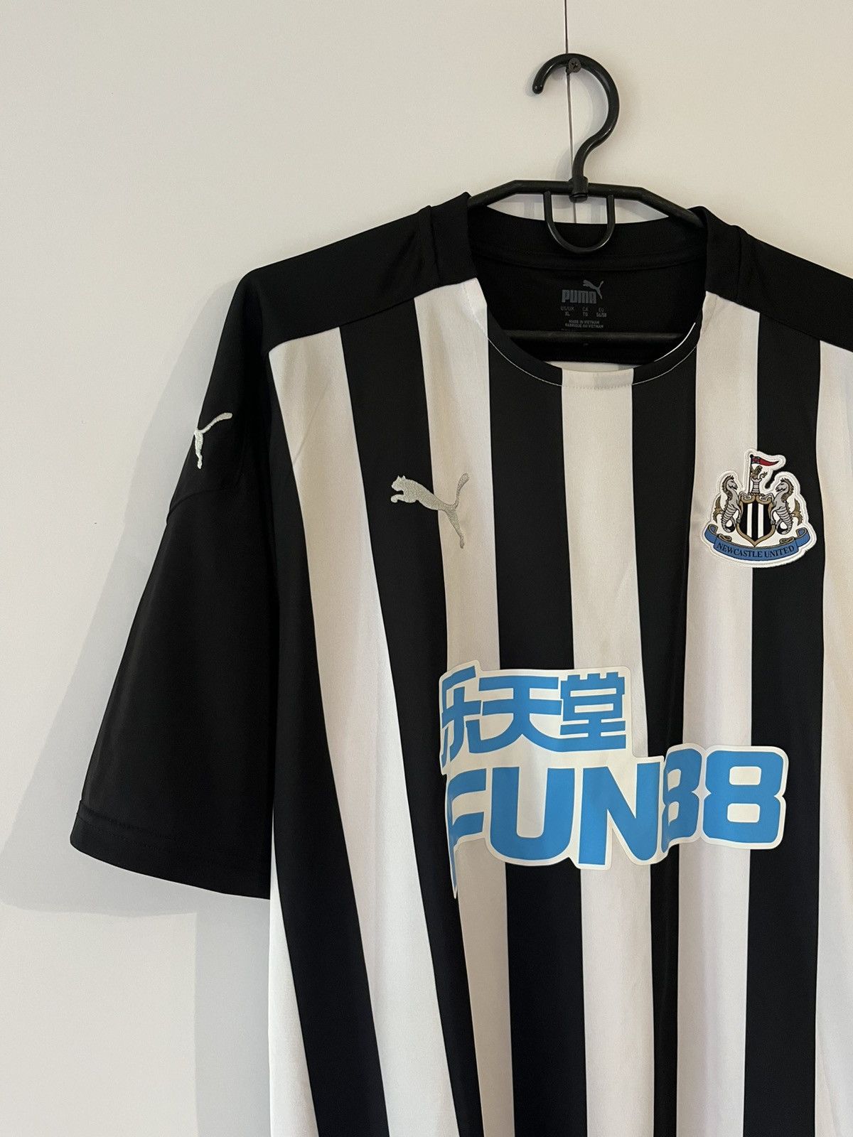 Other Puma Newcastle Umited FC Rare Soccer Jersey Size US XL / EU 56 / 4 - 2 Thumbnail