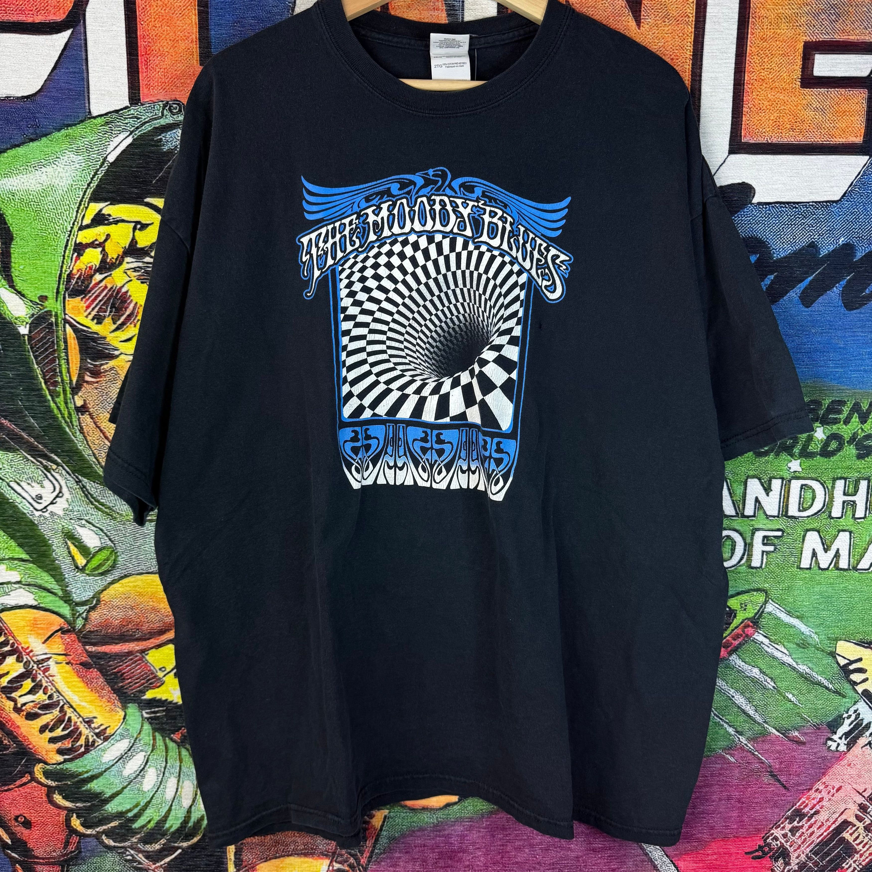 Band Tees Y2K The Moody Blues Band Tee Size 2XL Size US XXL / EU 58 / 5 - 1 Thumbnail