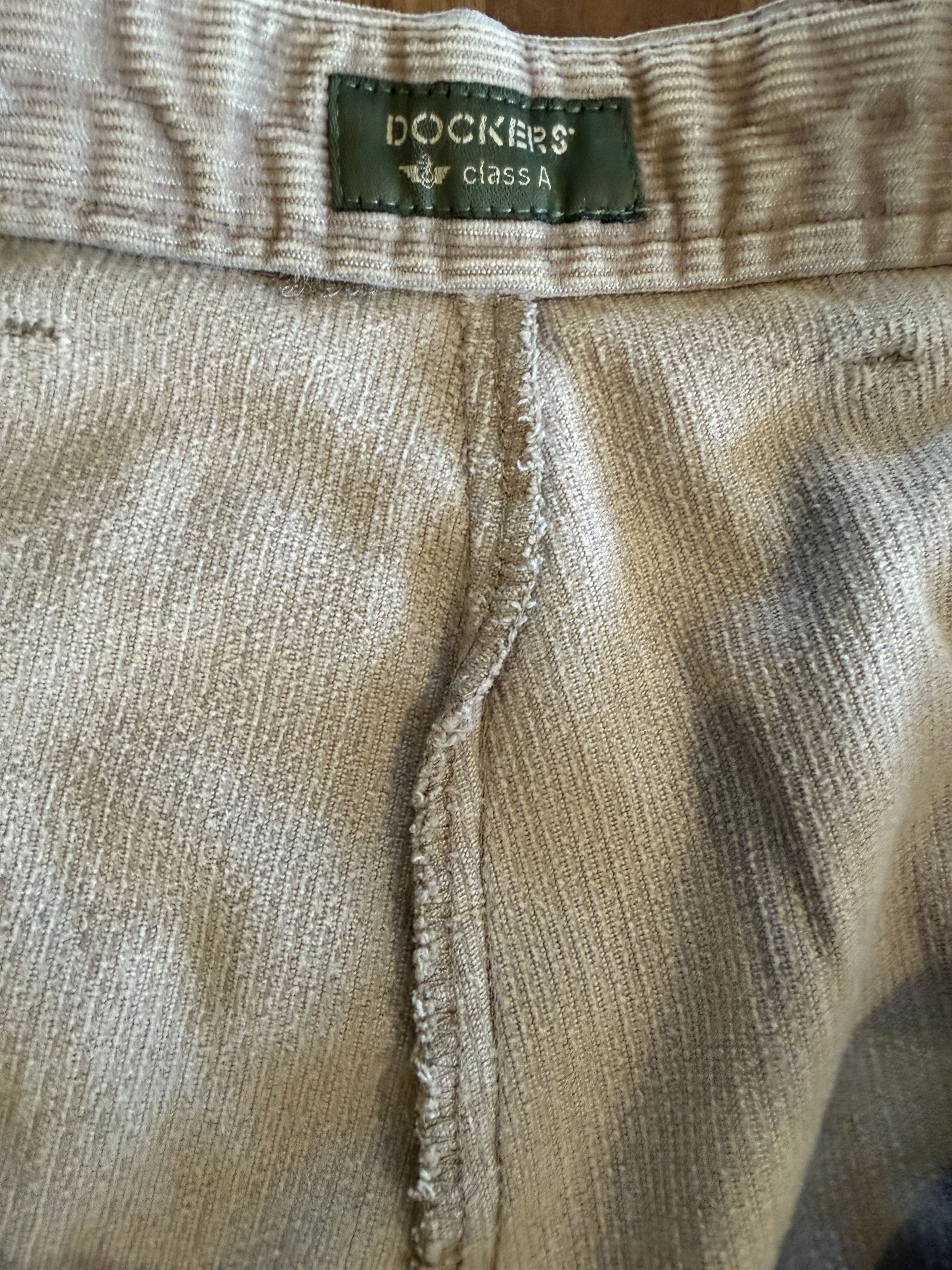 Dockers Vintage 1997 Dockers Class A Pleated Corduroy Trousers Size US 36 / EU 52 - 4 Thumbnail