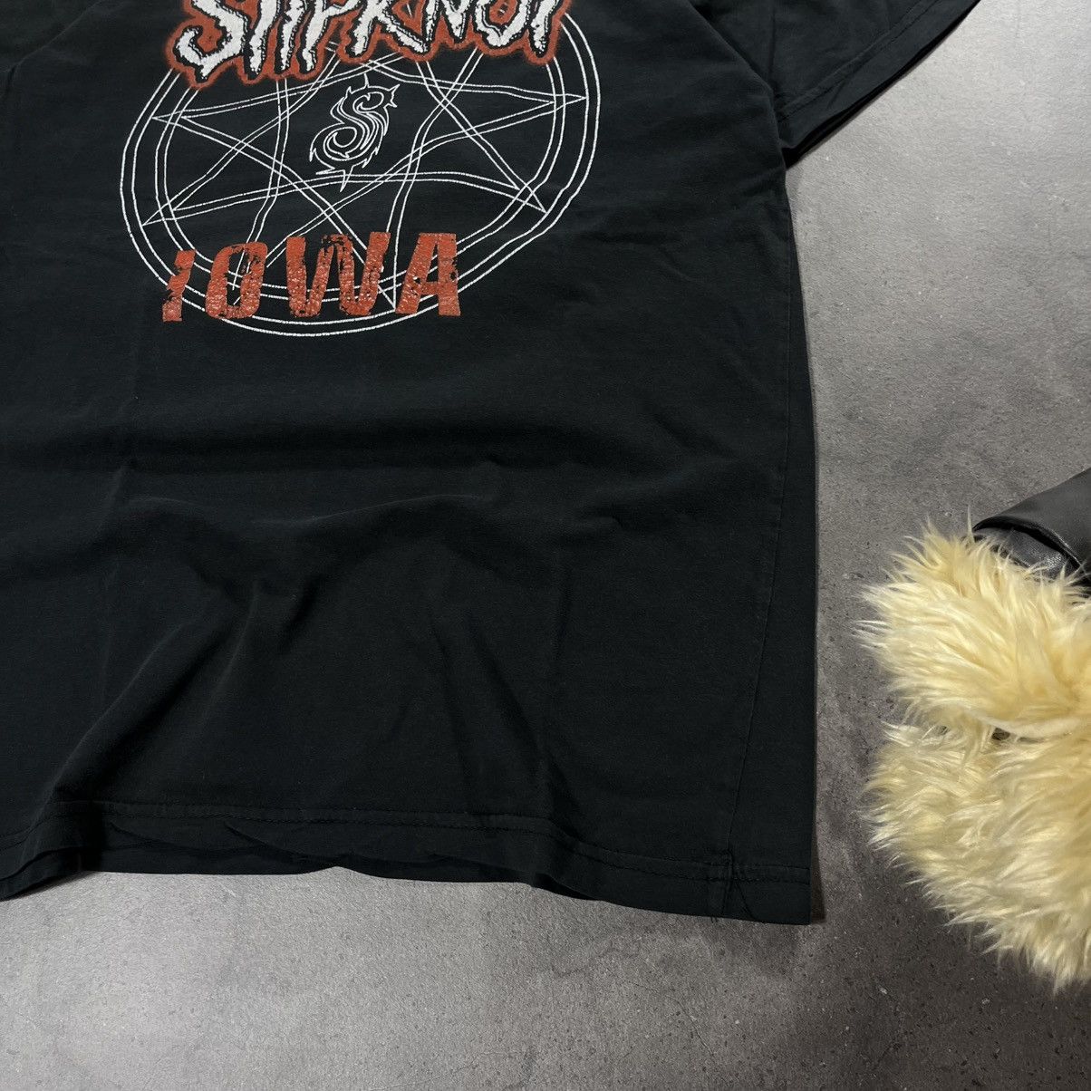 Slipknot Vintage 00s Slipknot Iowa goat big logo heavy metal tee Size US L / EU 52-54 / 3 - 13 Thumbnail