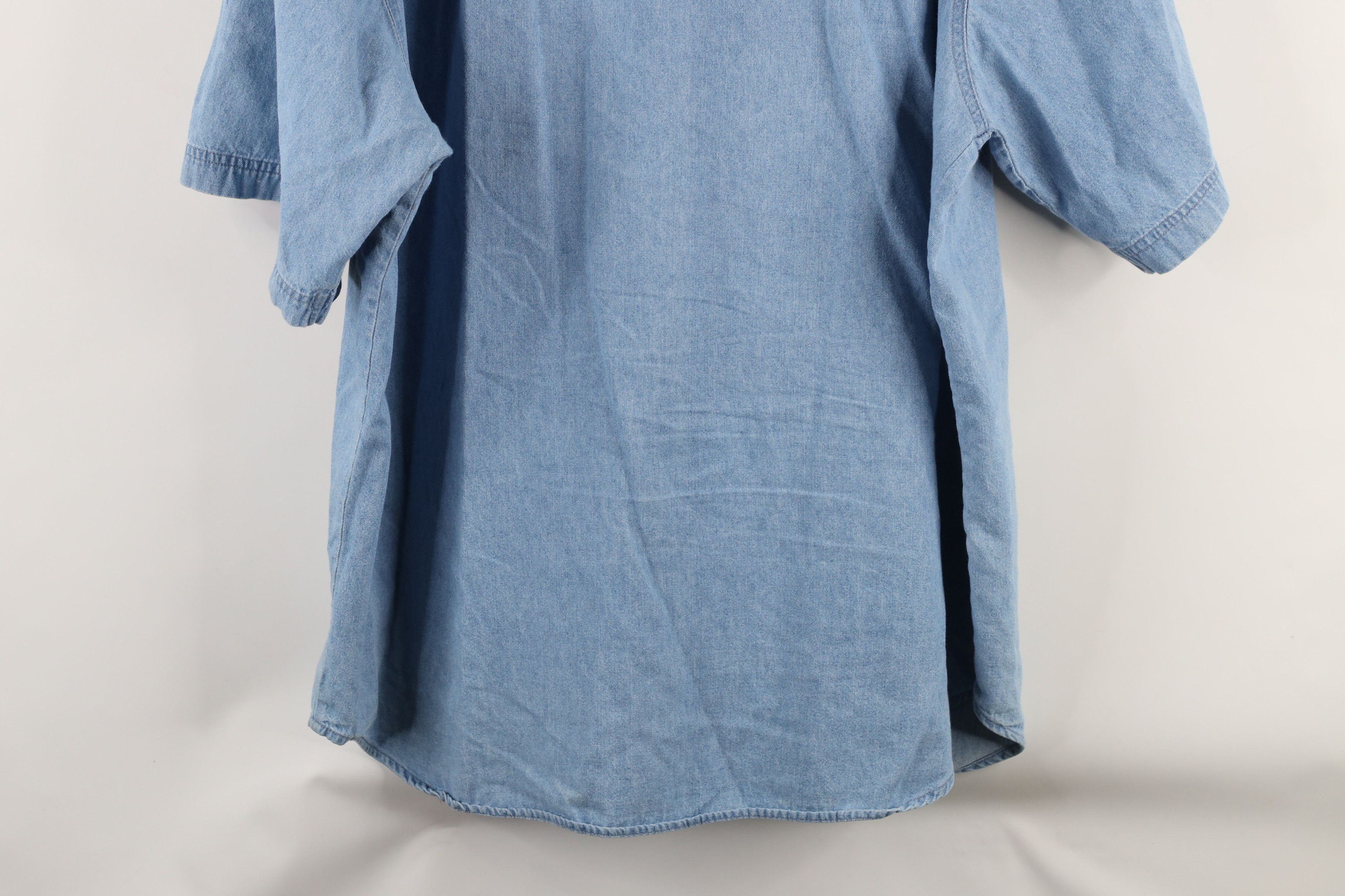 Vintage Vintage 90s Streetwear Short Sleeve Denim Button Down Shirt Size US XXL / EU 58 / 5 - 10 Thumbnail