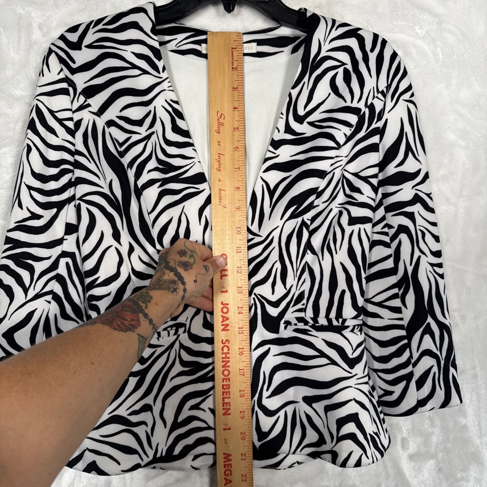 Boston Proper Boston Proper Zebra Print Fitted Blazer Jacket 6 Black and W Size M / US 6-8 / IT 42-44 - 6 Thumbnail