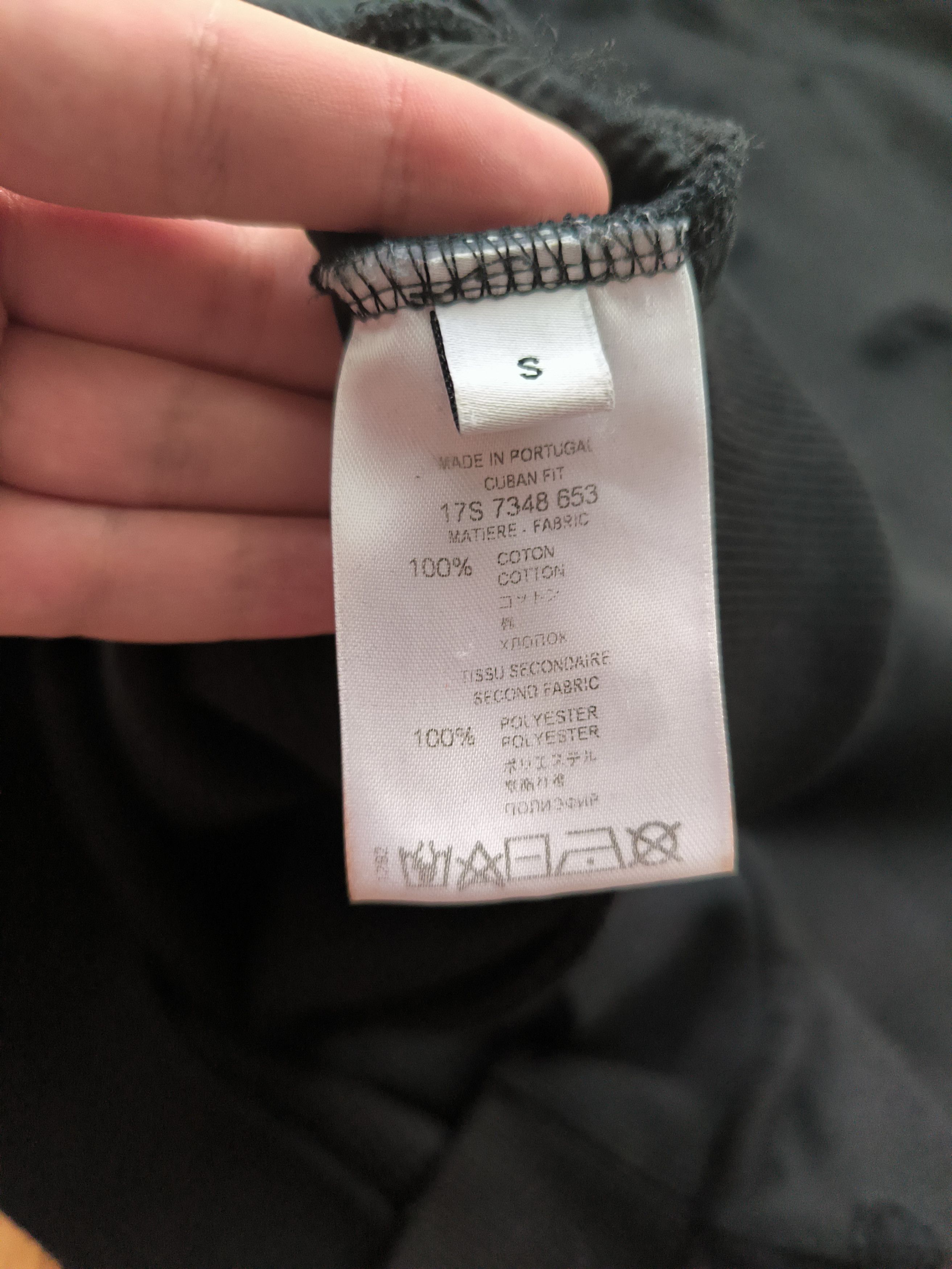 Givenchy Givenchy Distressed Crewneck, S, very good condition Size US S / EU 44-46 / 1 - 7 Thumbnail