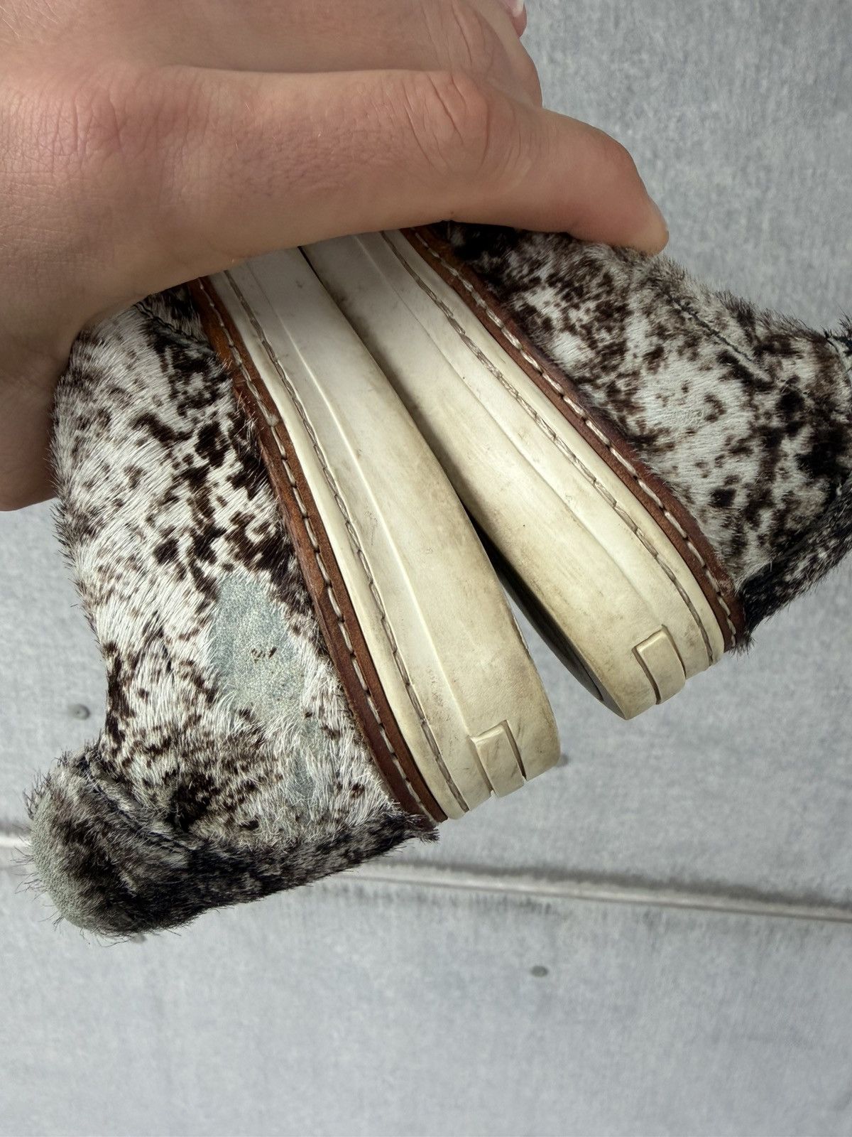 Maison Margiela Maison Margiela Cow Hair Slip Ons Size US 9 / IT 39 - 6 Thumbnail