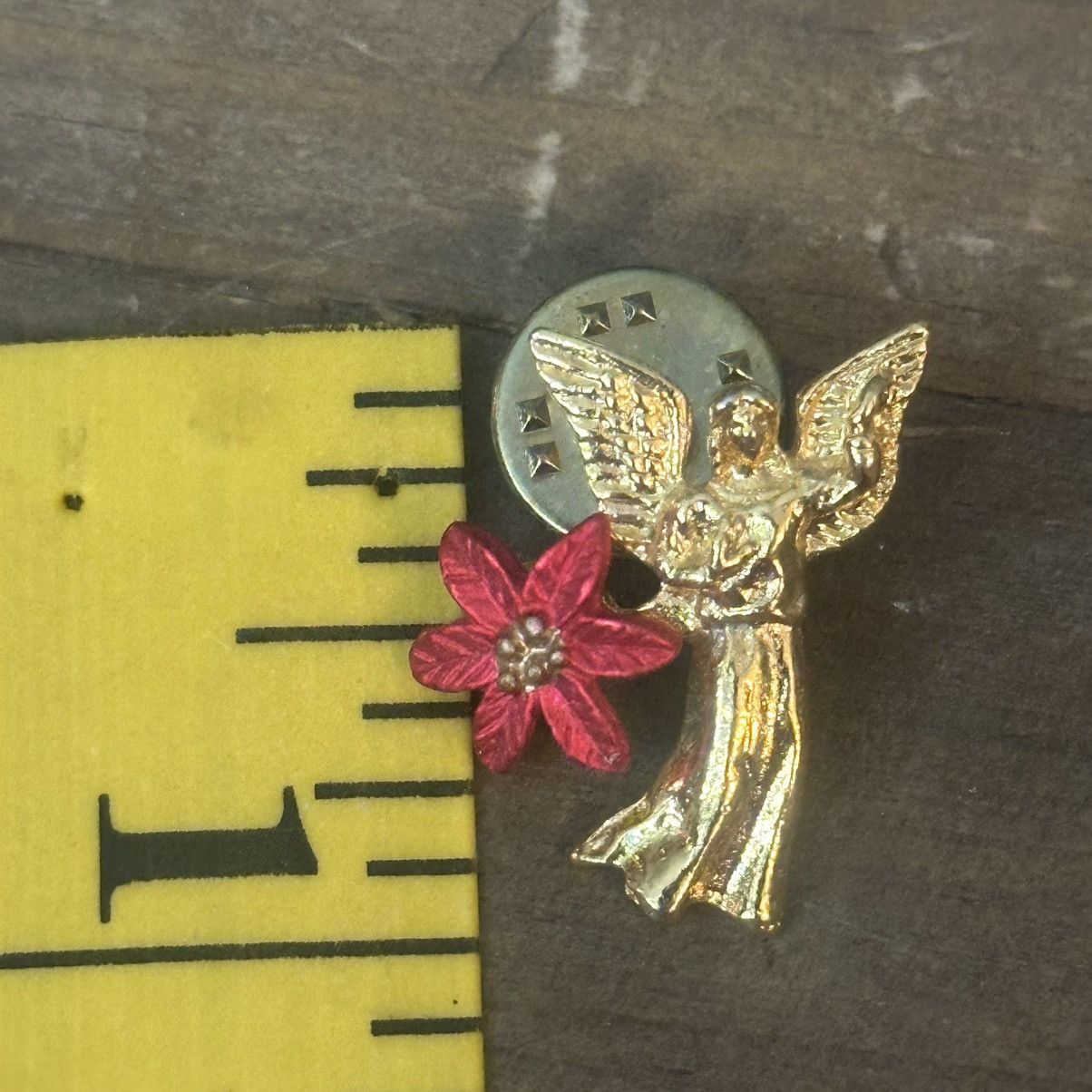 Vintage Vintage gold tone angel and poinsettia tac pin Size ONE SIZE - 2 Thumbnail