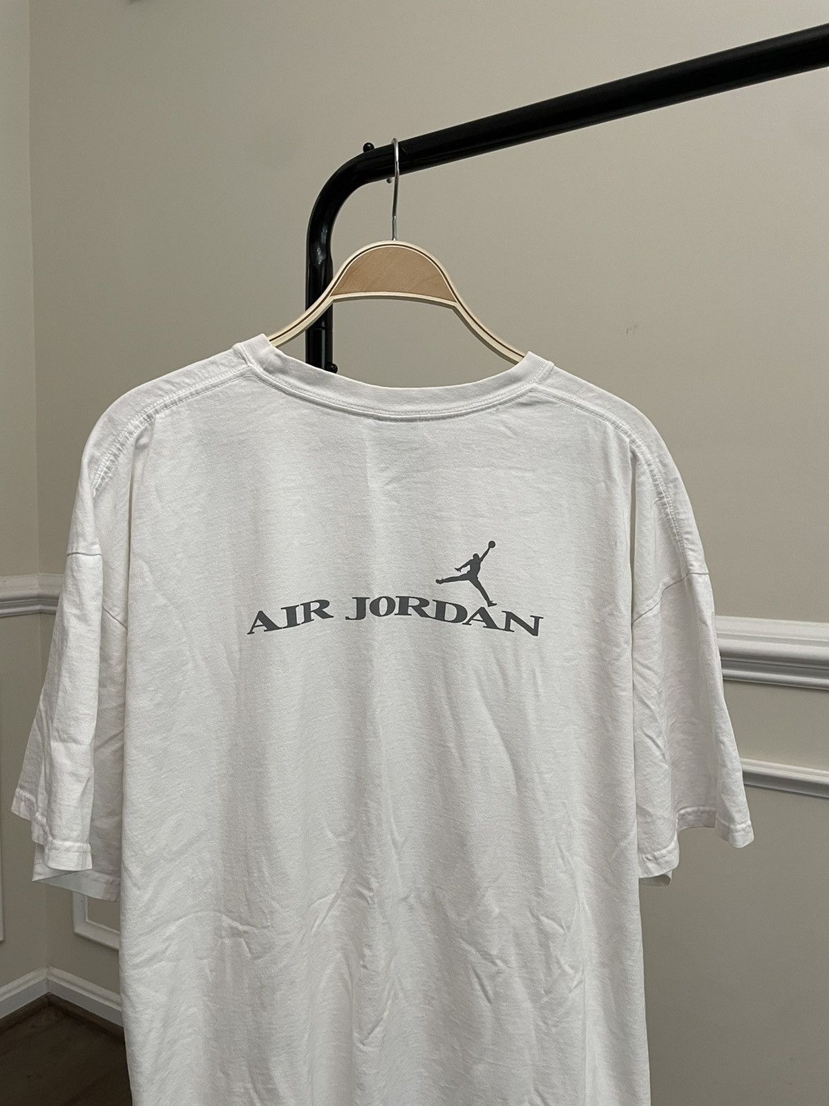 Vintage Vintage Y2K White Nike Art Tee Shirt Size US XXL / EU 58 / 5 - 1 Thumbnail