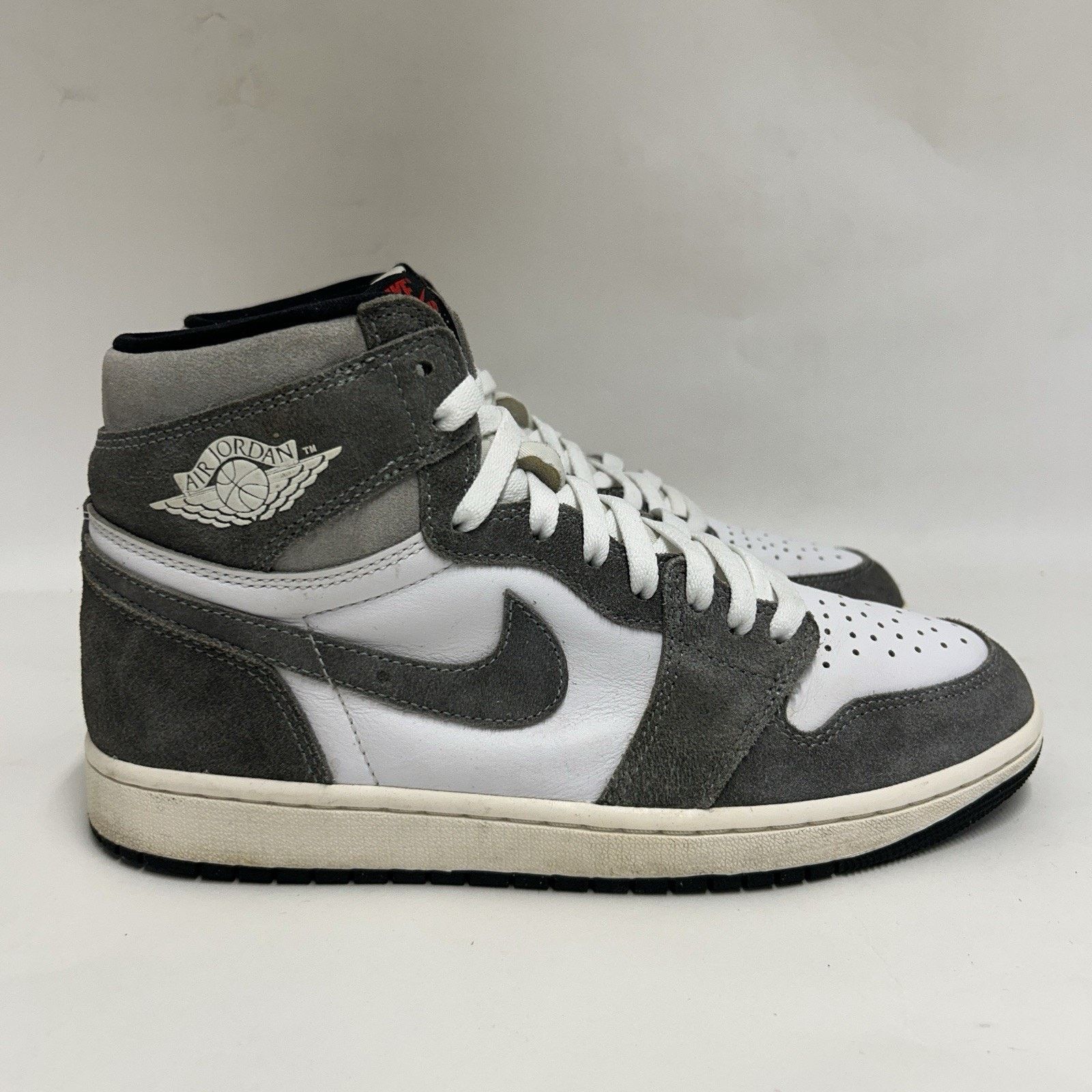 Jordan Brand Nike Air Jordan 1 Retro High OG “Washed Black Smoke Grey” Size US 9 / EU 42 - 4 Thumbnail