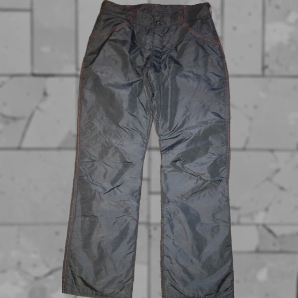 Vintage VINTAGE Woolrich Snow Pants Nylon Lined Navy Blue Mens M Casual Pants Winter Size US 31 - 1 Thumbnail