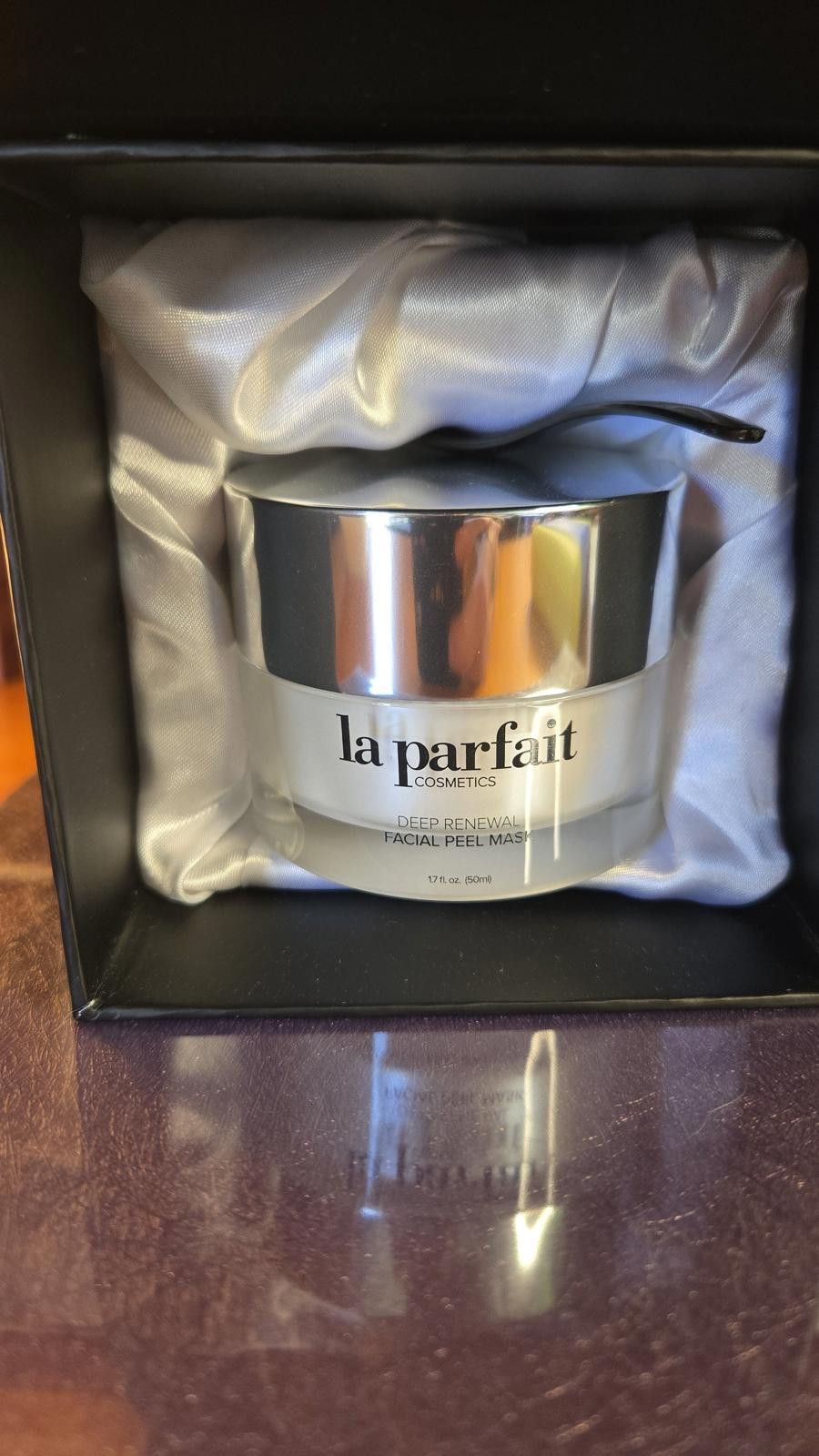 Other La Parfait Deep Renewal Facial Peel Mask – New $149 MSRP Size ONE SIZE - 2 Thumbnail