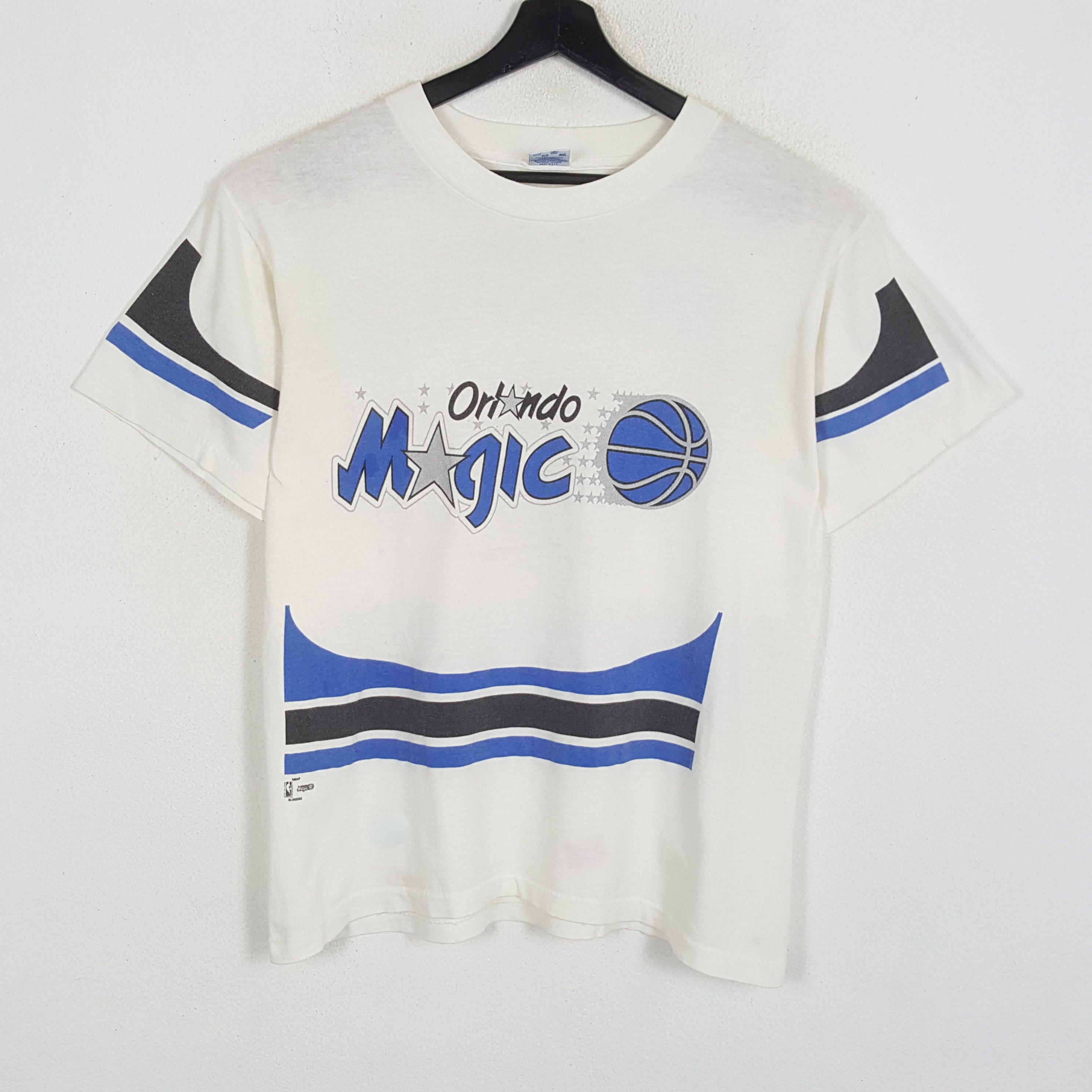 image of Orlando Magic Nba Basketball Team Vintage Tshirt in White, Men's (Size Large)
