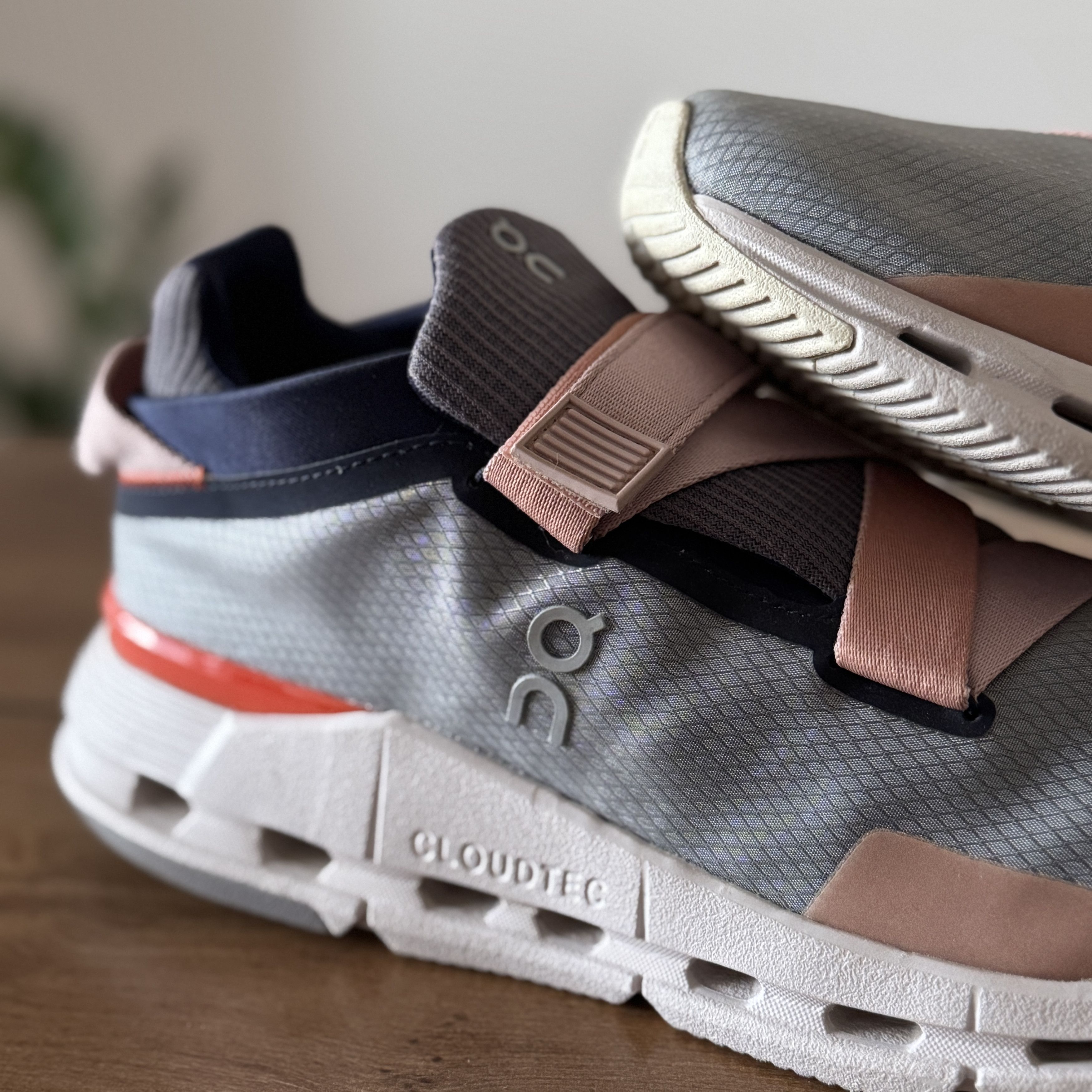 On ON Cloud Cloudnova Wrap Runnig Shous US 9 Eur 40.5 Size US 9 / IT 39 - 8 Thumbnail