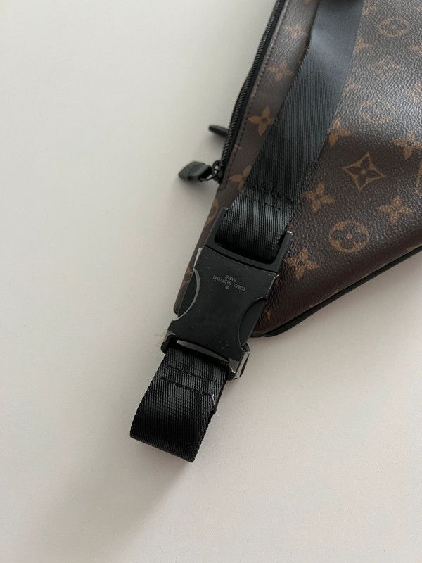 Louis Vuitton Louis Vuitton 2020 Monogram Belt Bag Size ONE SIZE - 3 Thumbnail