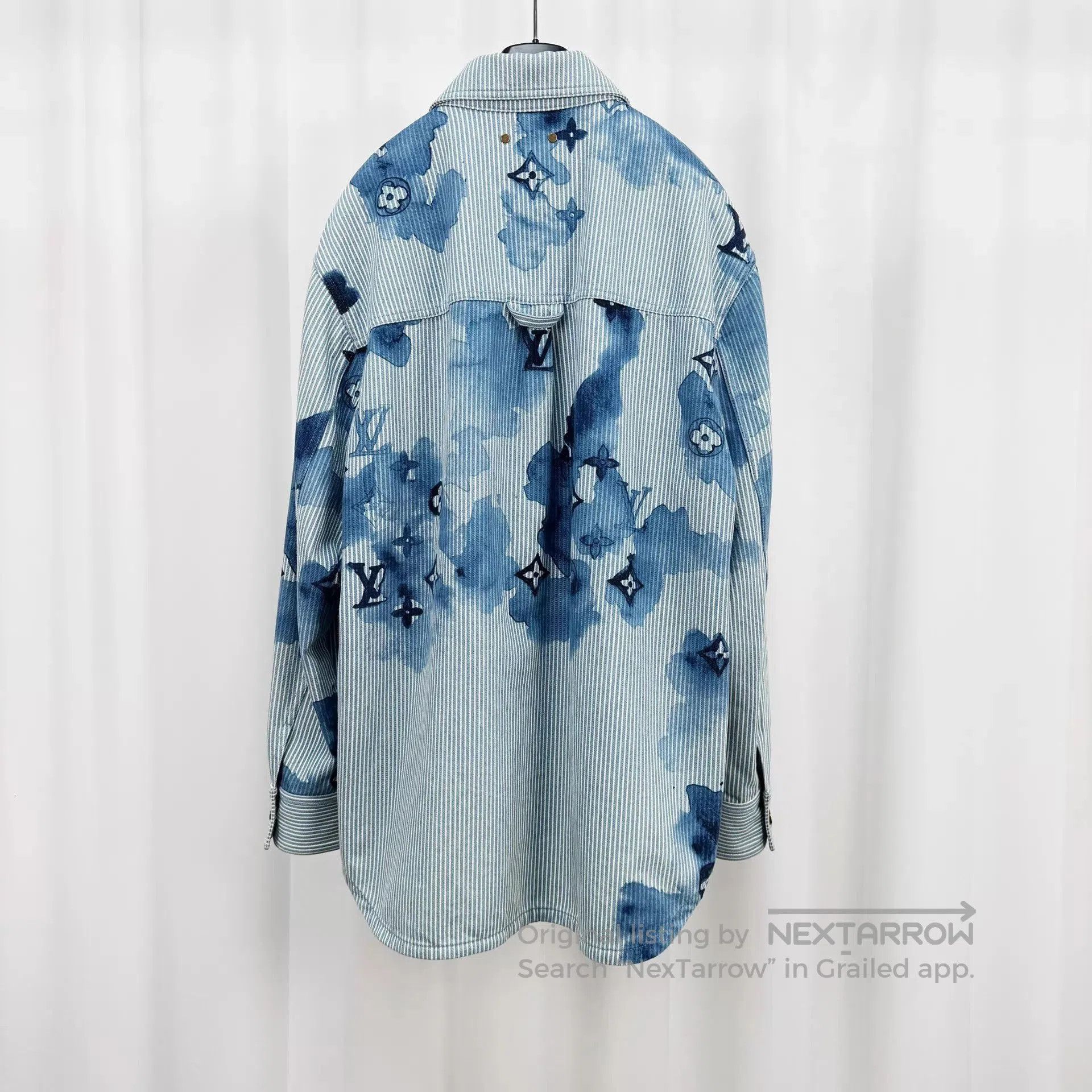 Louis Vuitton Blue Striped Button. Size US M / EU 48-50 / 2 - 2 Thumbnail