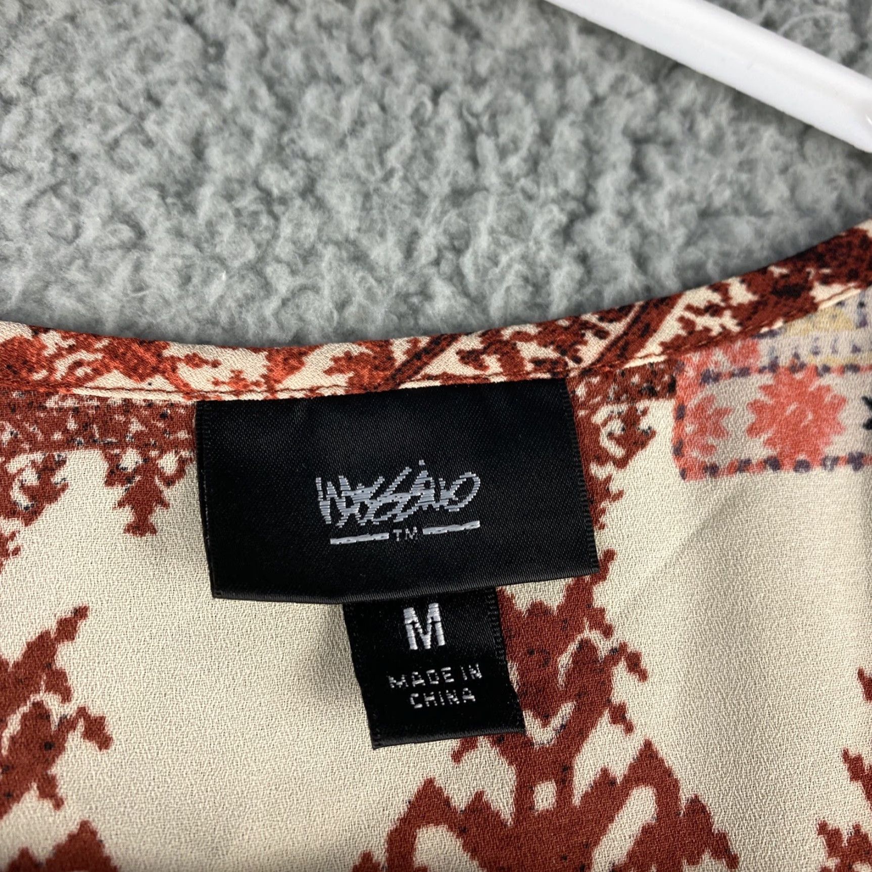 Mossimo Mossimo Brown Abstract Flowy Tank Top Women's Medium / 46-9 Size M / US 6-8 / IT 42-44 - 2 Thumbnail