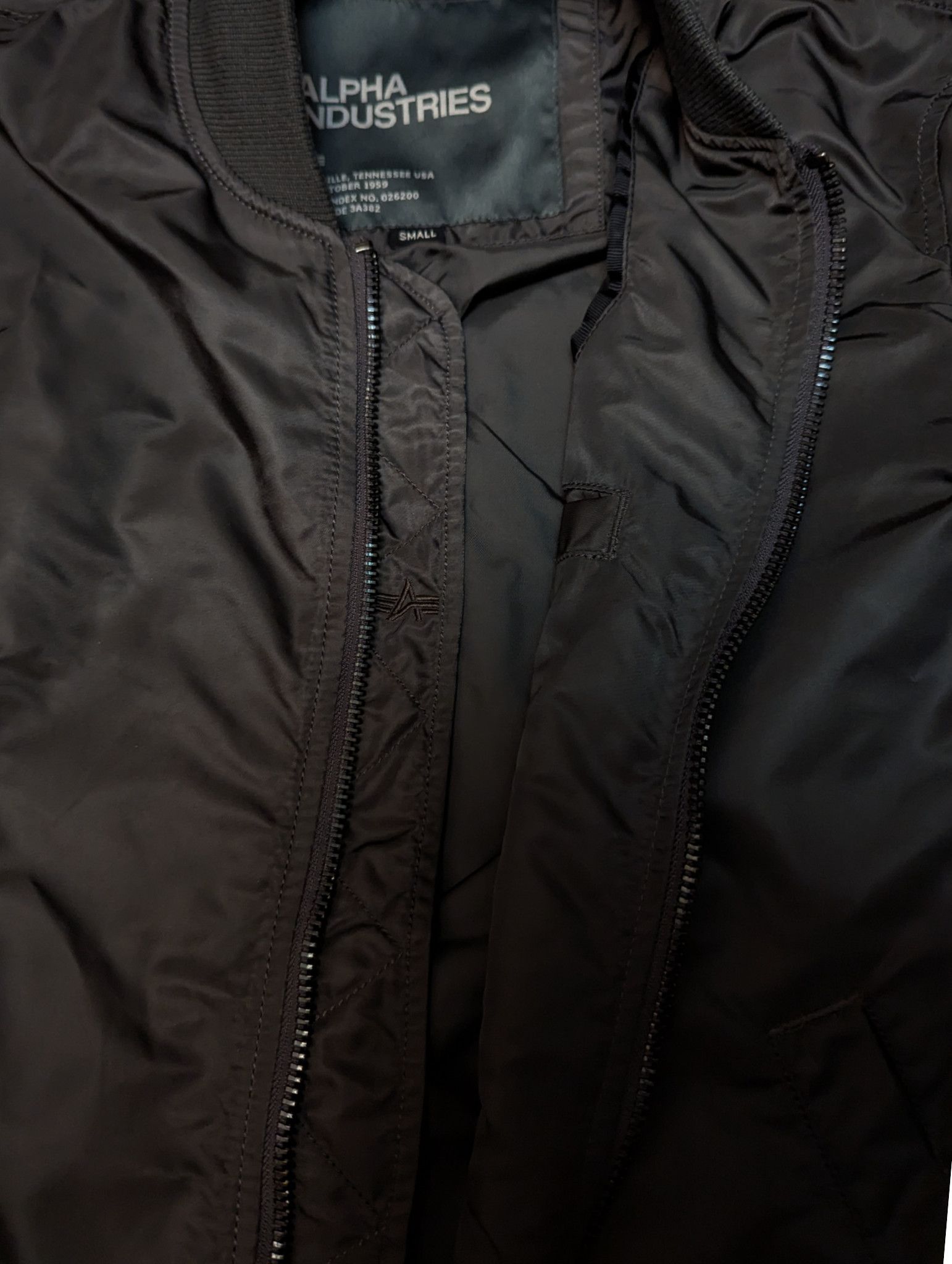 Alpha Industries Alpha Industries MA-1 Nylon Bomber Jacket Size S Size US S / EU 44-46 / 1 - 11 Thumbnail