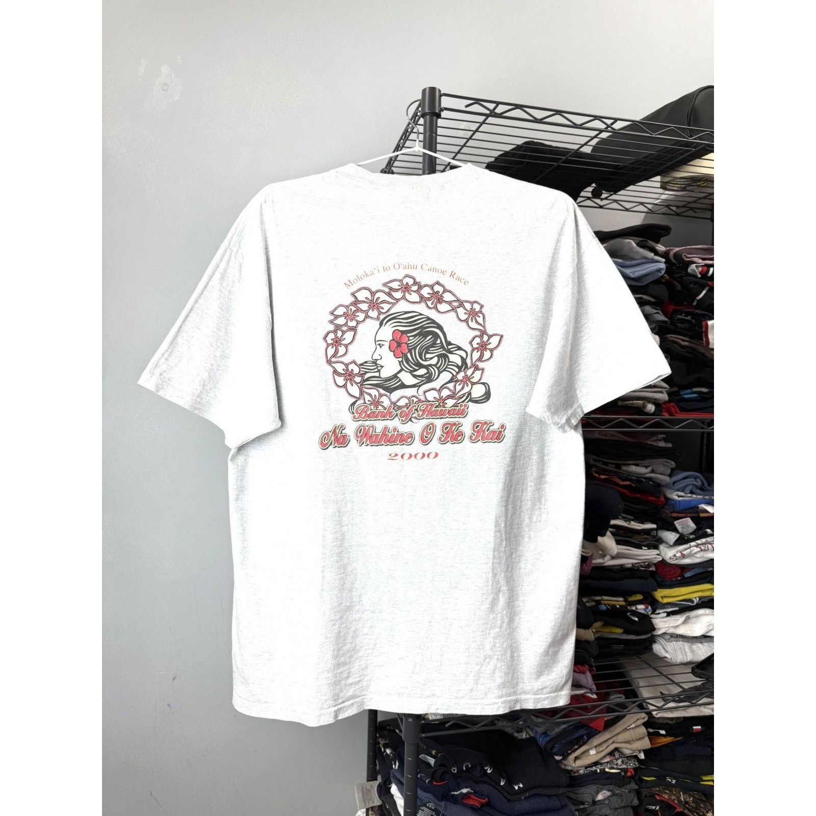 Hanes 00’s Vintage Bank Of Hawaii Surf Style T Shirt Stussy Mambo Size US L / EU 52-54 / 3 - 1 Thumbnail
