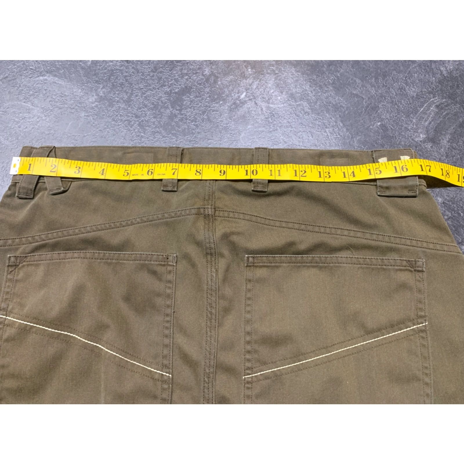 Under Armour Under Armour Golf Shorts Mens Size 32 Olive Flat Front Lightweight Moisture Wicking Size US 32 / EU 48 - 7 Thumbnail