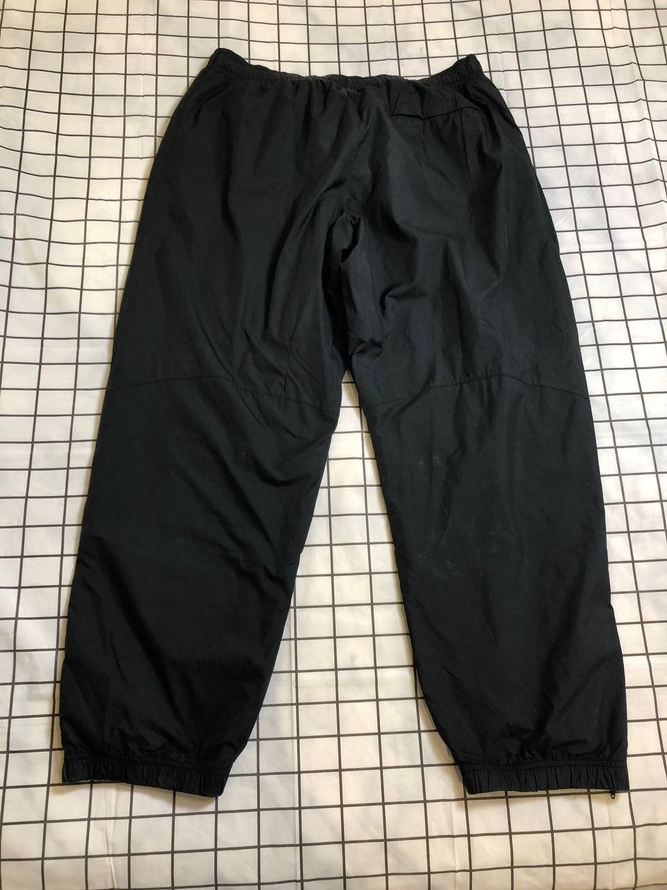 Nike Vintage Nike Track Pants 00s Nylon Swoosh Y2K Size US 38 / EU 54 - 23 Thumbnail