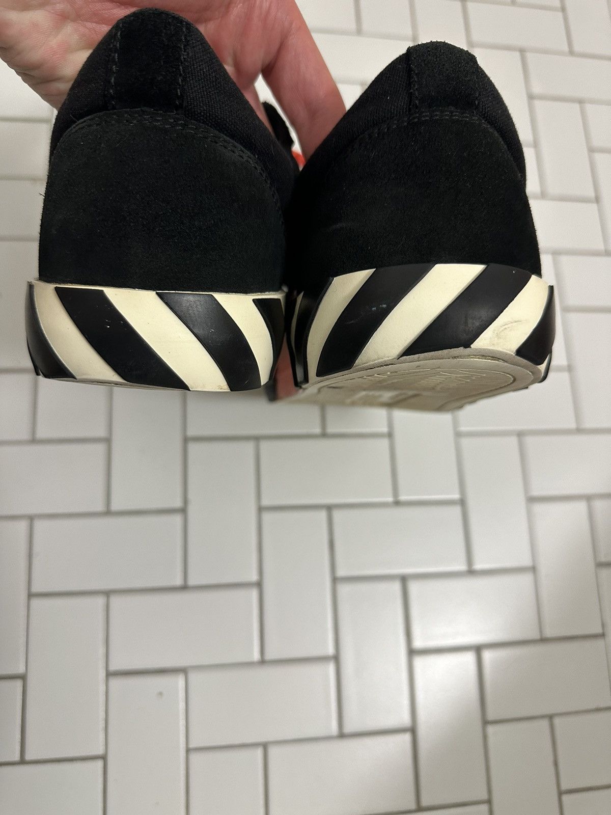 Off-White OFF-White Vulc Low Black Fuchsia Sneakers size 42 Size US 9 / EU 42 - 3 Thumbnail
