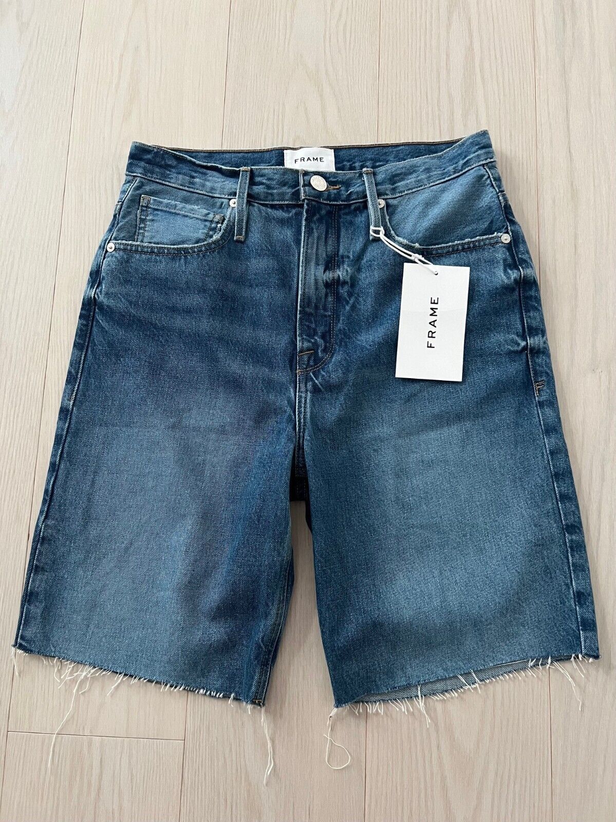 Frame FRAME High Rise Bermuda Denim Jean Shorts Del Amo ( 26 ) Size 26" / US 2 / IT 38 - 2 Thumbnail