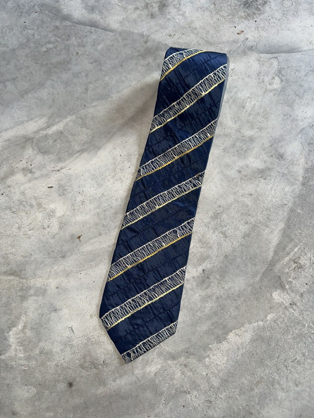 Designer × Issey Miyake × Japanese Brand Issey Miyake Tie Size ONE SIZE - 1 Thumbnail